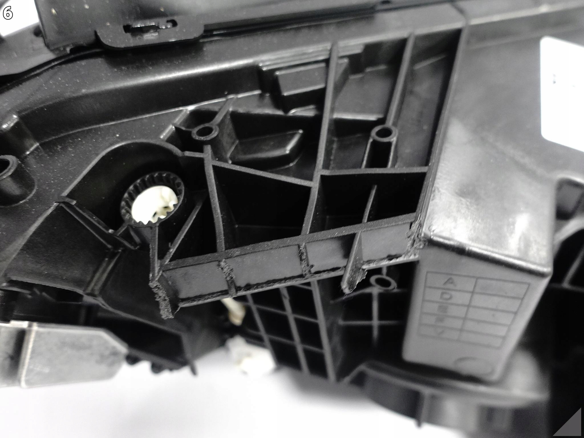 MERCEDES C-KLASA W205 S205 LIFT 18-21 LAMPA FULL LED HIGH PERFORMANCE HELLA MERCEDES C-KLASA W205 S205 LIFT 18-21 LAMPA FULL LED HIGH PERFORMANCE HELLA - obrazek 7