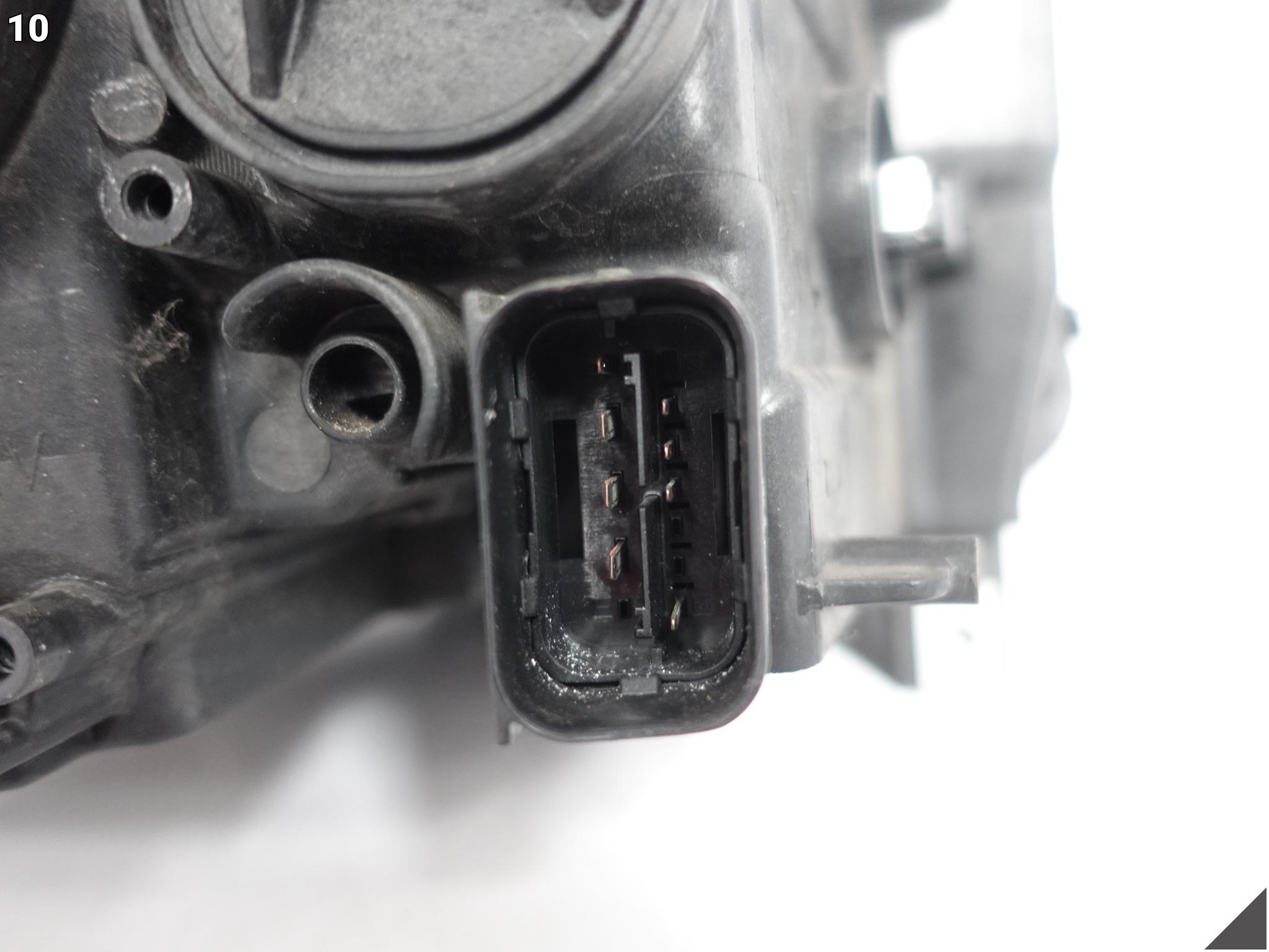 BMW 5 F10 F11 VFL 10-13 LAMPA XENON + LED SKRĘTNA DYNAMIC LEWA PRZÓD EUROPA BMW 5 F10 F11 VFL 10-13 LAMPA XENON + LED SKRĘTNA DYNAMIC LEWA PRZÓD EUROPA - obrazek 11