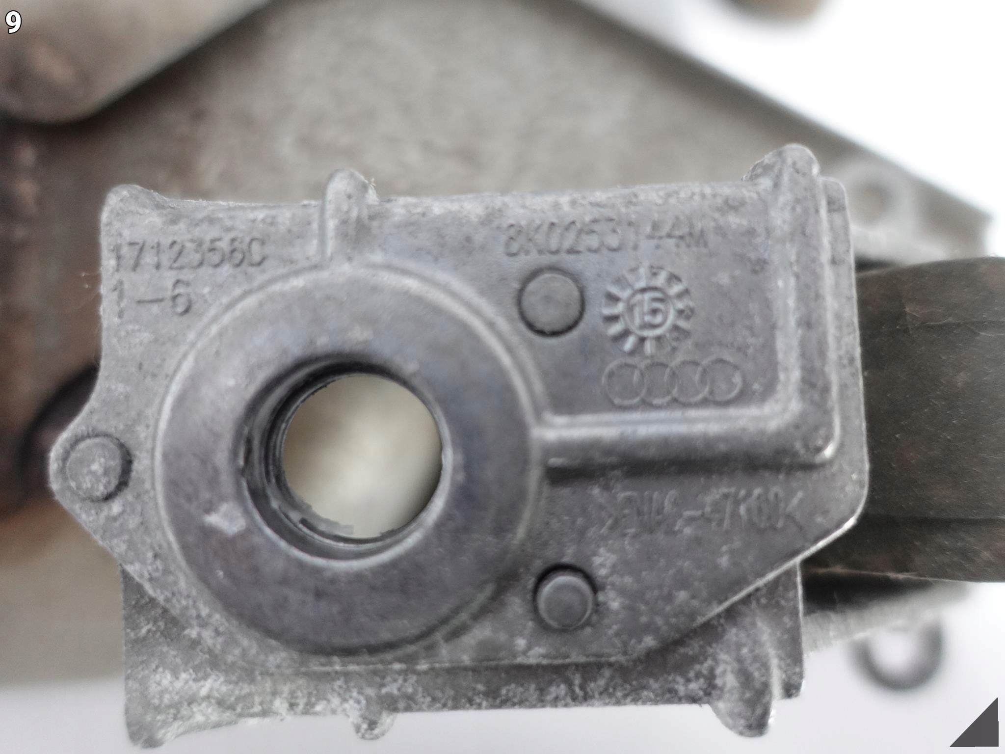 AUDI A7 4G8 A6 4G0 C7 LIFT 10-18 TŁUMIK WYDECH PRAWY TYŁ 3.0TDI AUDI A7 4G8 A6 4G0 C7 LIFT 10-18 TŁUMIK WYDECH PRAWY TYŁ 3.0TDI - obrazek 10