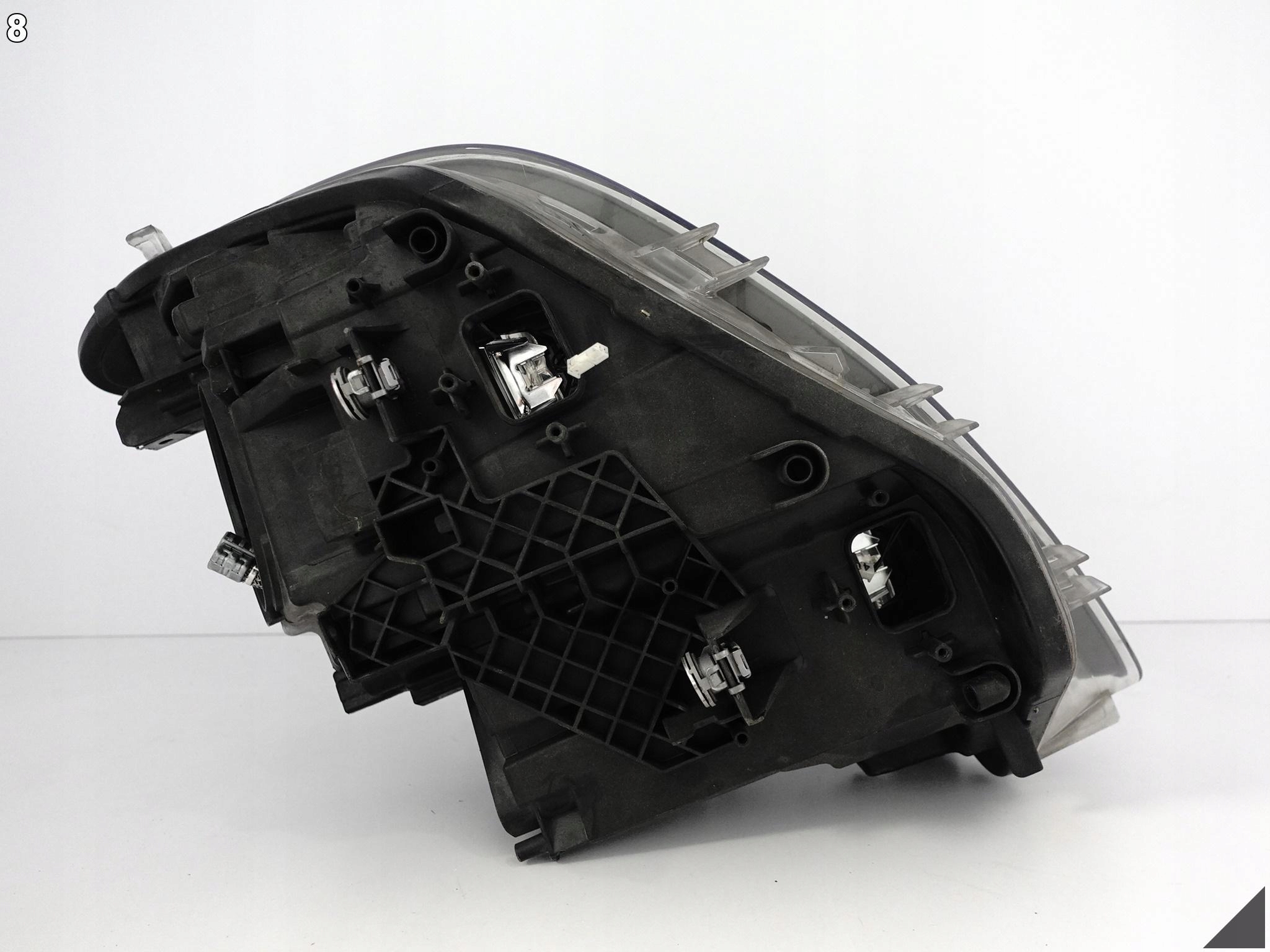 BMW 1 F20 F21 11-14 VFL LAMPA XENON + LED NIESKRĘTNA PRAWA PRZÓD EUROPA BMW 1 F20 F21 11-14 VFL LAMPA XENON + LED NIESKRĘTNA PRAWA PRZÓD EUROPA - obrazek 9