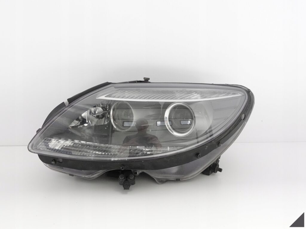 MERCEDES CL C216 AMG 63 06-10 XENON LAMPA CZARNA MERCEDES CL C216 AMG 63 06-10 XENON LAMPA CZARNA