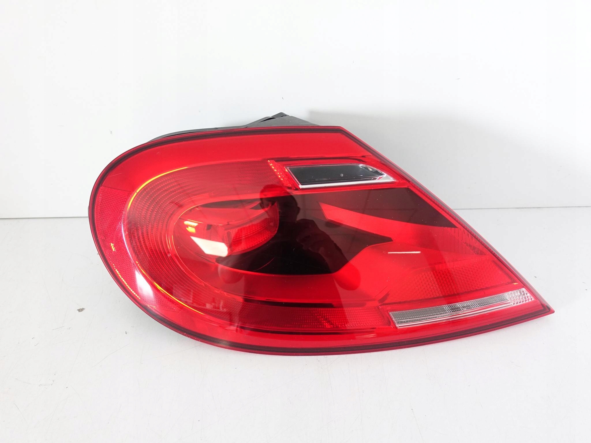 VW BEETLE 5C3 11-19 LAMPA LEWA TYŁ EU VW BEETLE 5C3 11-19 LAMPA LEWA TYŁ EU