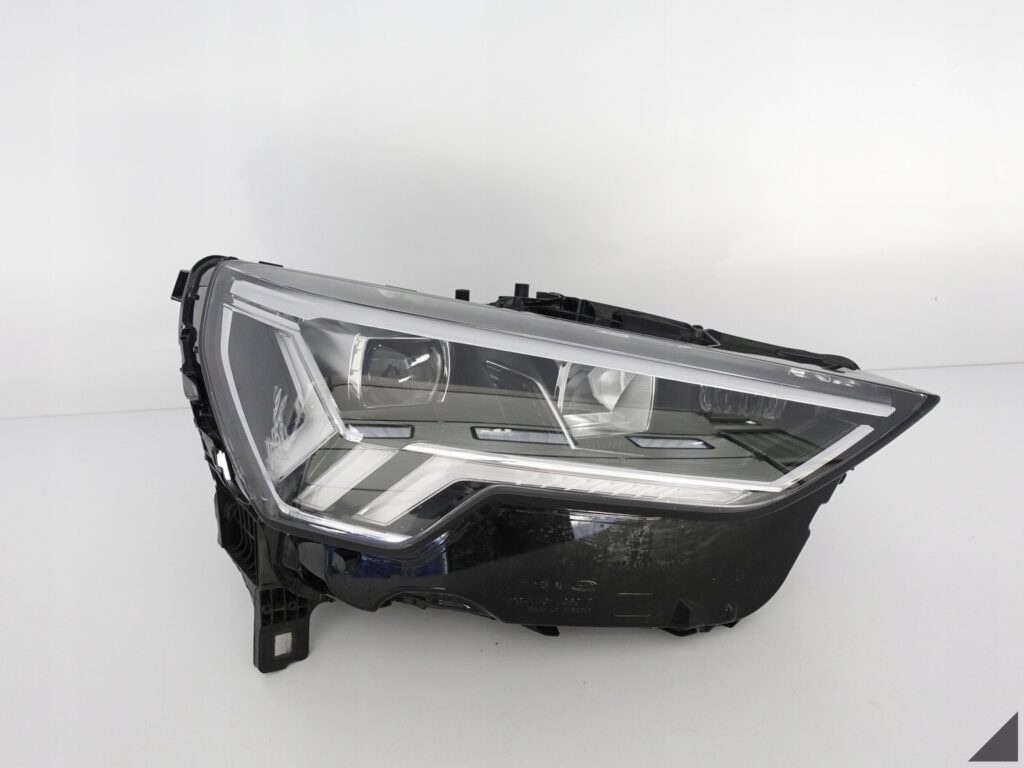 AUDI Q3 II 2 F3 83A 18- LAMPA FULL LED PRAWA EU AUDI Q3 II 2 F3 83A 18- LAMPA FULL LED PRAWA EU