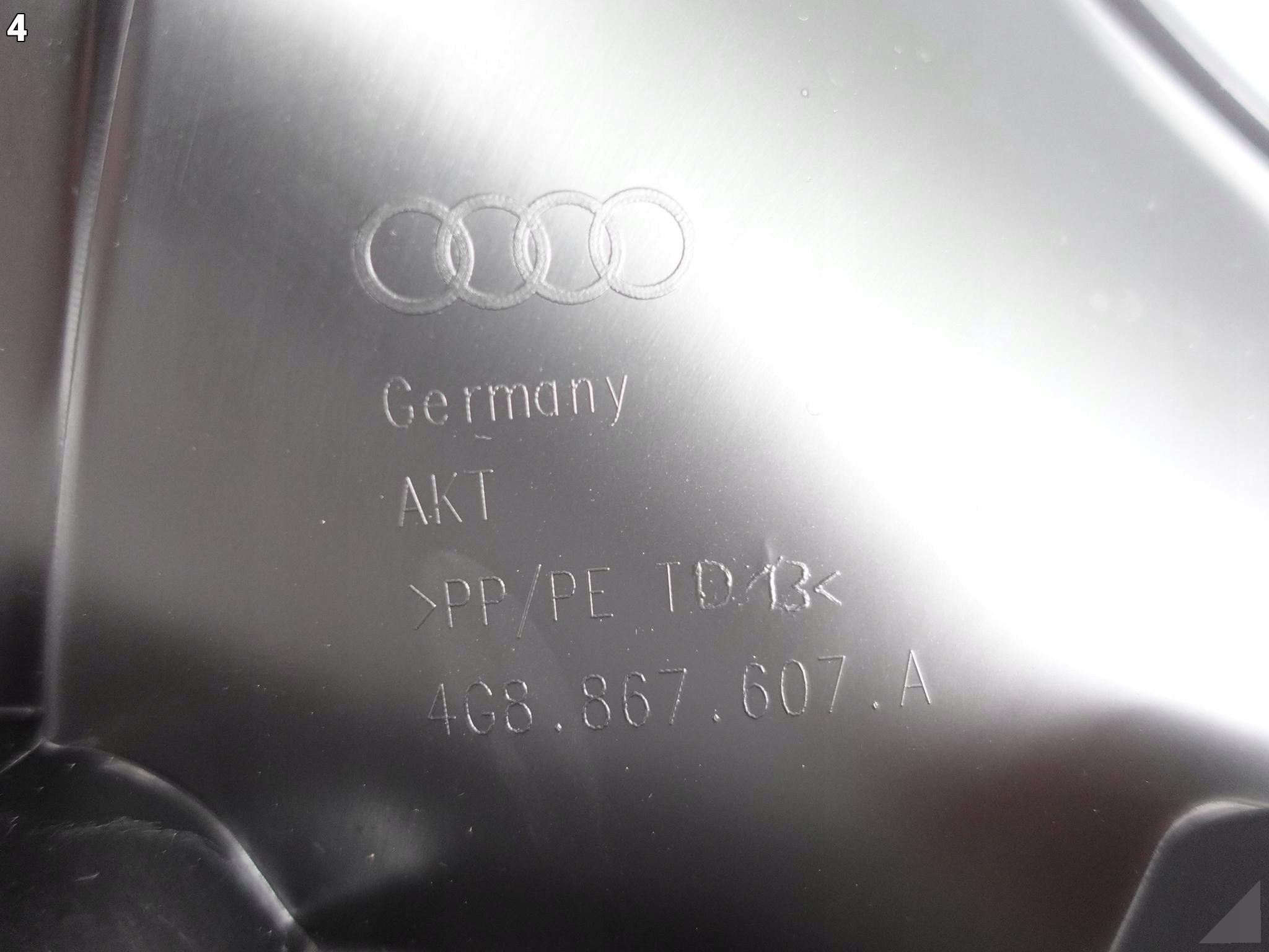 AUDI A7 4G8 C7 LIFT 10-18 OSŁONA TAPICERKA BOCZEK POKRYWY KLAPY LEWA TYŁ AUDI A7 4G8 C7 LIFT 10-18 OSŁONA TAPICERKA BOCZEK POKRYWY KLAPY LEWA TYŁ - obrazek 5