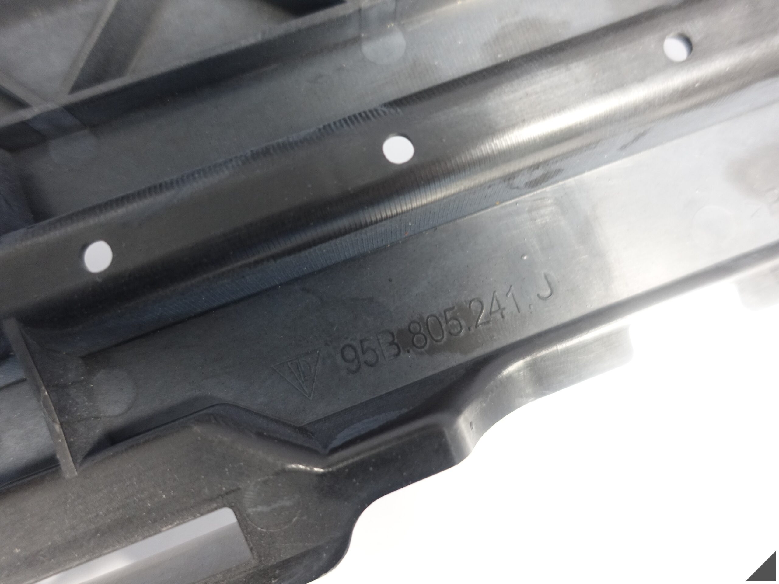 PORSCHE MACAN 95B ( II LIFT ) 21-24 WZMOCNIENIE WSPORNIK OSŁONA PŁYTA PRZÓD PORSCHE MACAN 95B ( II LIFT ) 21-24 WZMOCNIENIE WSPORNIK OSŁONA PŁYTA PRZÓD - obrazek 10