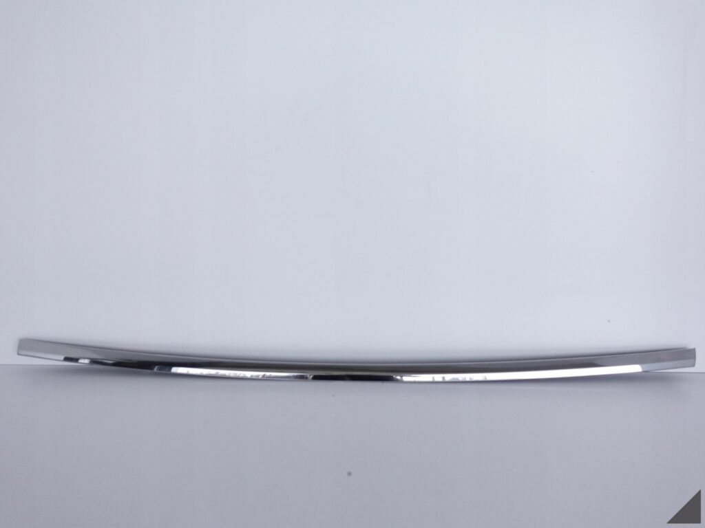 TESLA MODEL X 15- DRZWI LISTWA CHROM PRAWY TYŁ TESLA MODEL X 15- DRZWI LISTWA CHROM PRAWY TYŁ