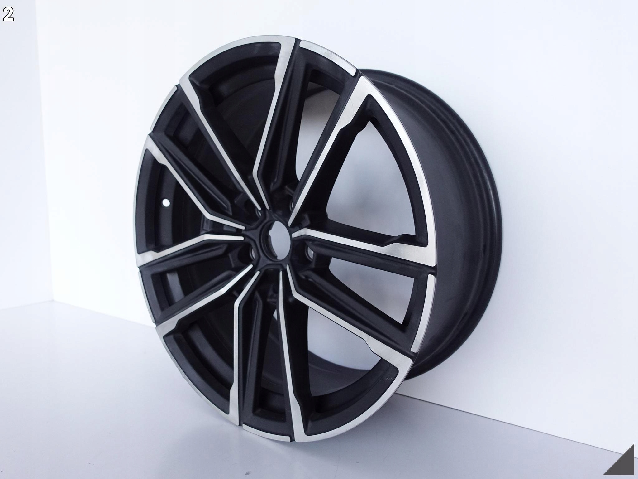 BMW G20 G21 G22 G23 G26 M-PAKIET 8JX19 ET27 FELGA BMW G20 G21 G22 G23 G26 M-PAKIET 8JX19 ET27 FELGA - obrazek 3