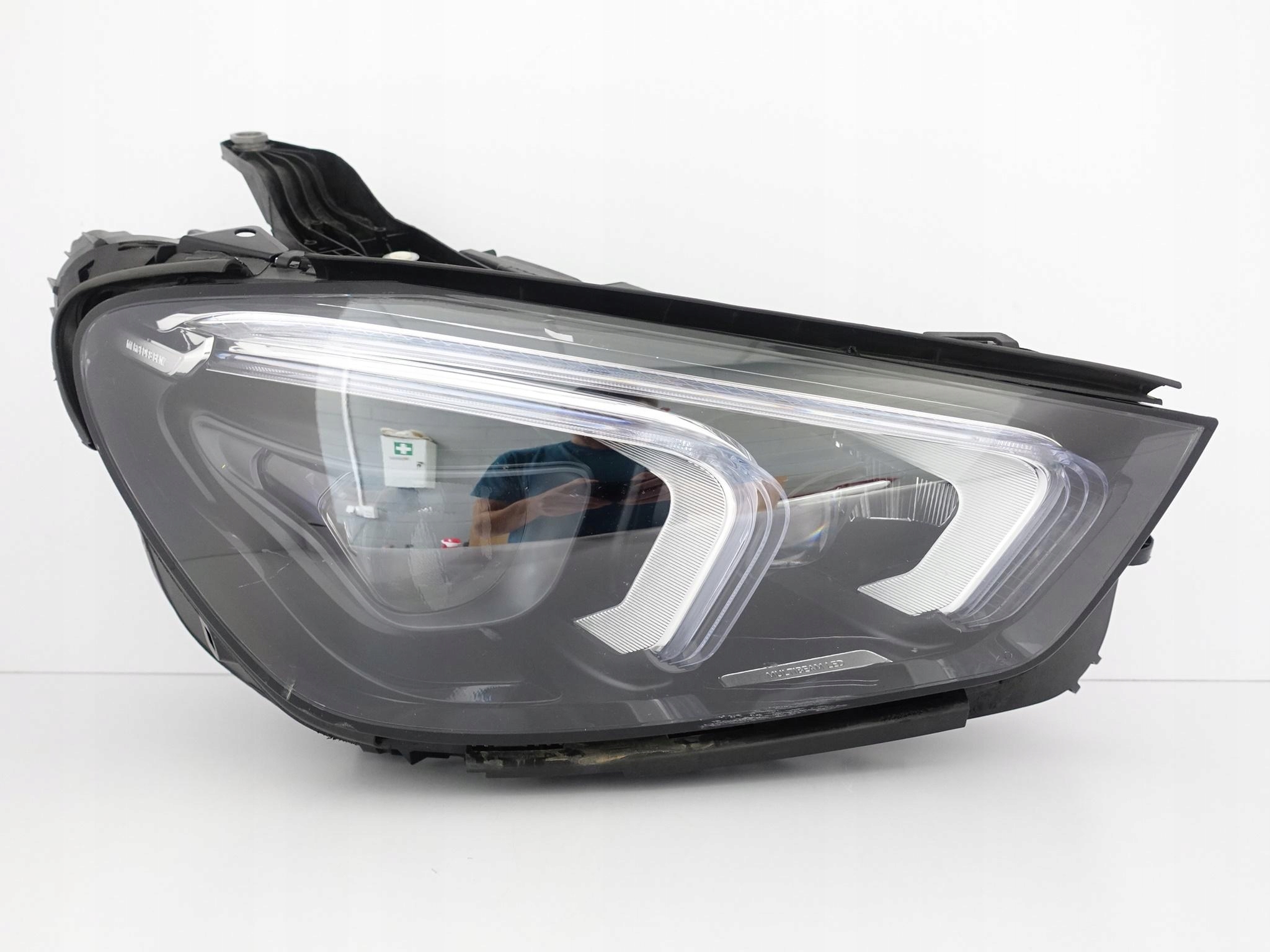 MERCEDES GLE W167 19- LAMPA FULL LED MULTIBEAM PRAWA EU MERCEDES GLE W167 19- LAMPA FULL LED MULTIBEAM PRAWA EU