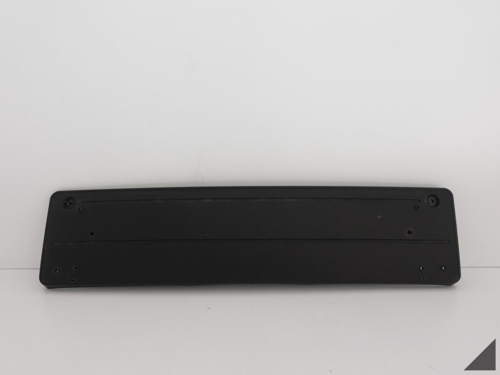 BMW X5 E70 LCI LIFT 10-13 PODSTAWA TABLICY RAMKA BMW X5 E70 LCI LIFT 10-13 PODSTAWA TABLICY RAMKA
