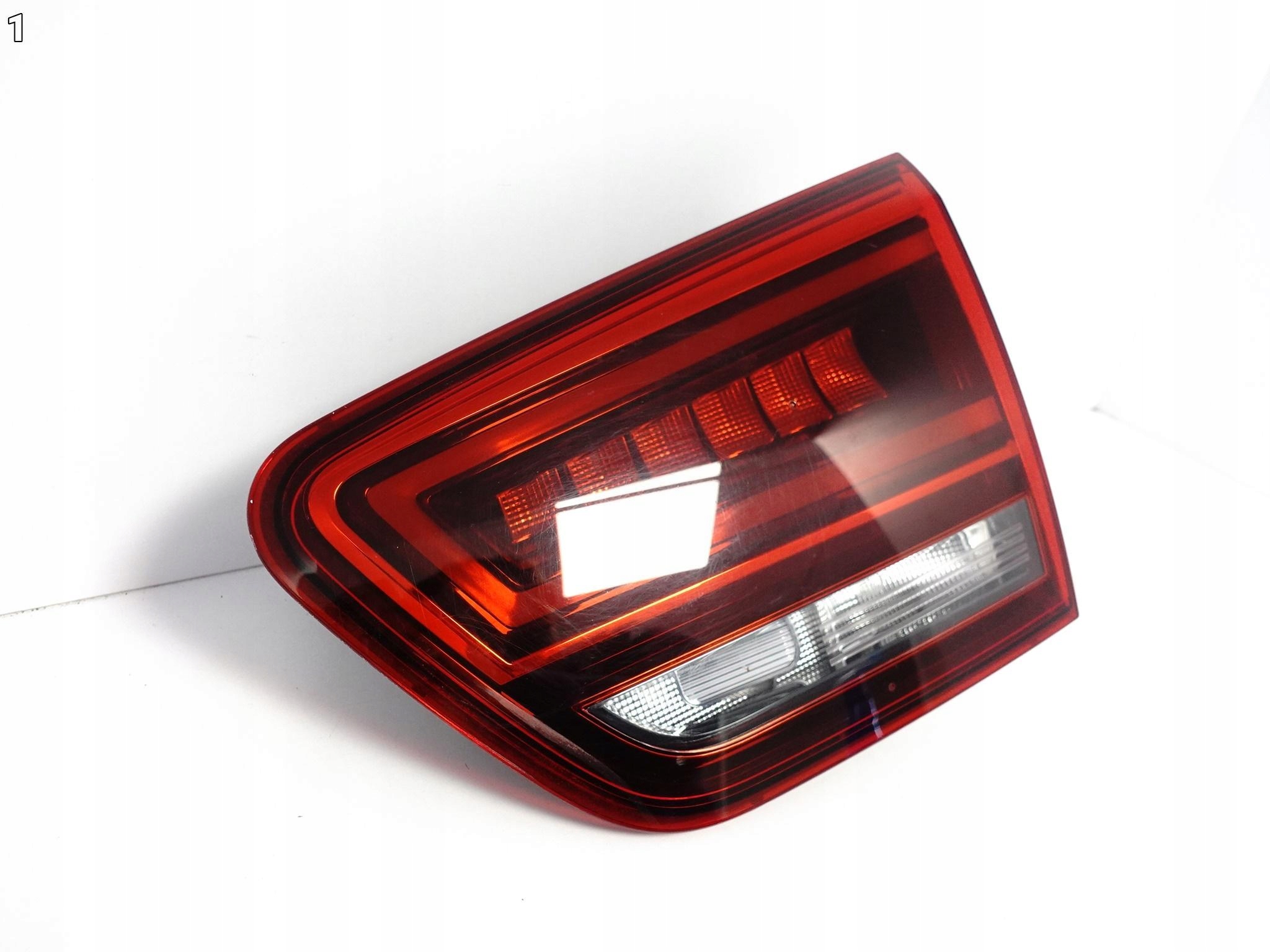 SEAT ALHAMBRA 7N5 LIFT 15-20 LAMPA LED PRAWA TYŁ W KLAPĘ EU SEAT ALHAMBRA 7N5 LIFT 15-20 LAMPA LED PRAWA TYŁ W KLAPĘ EU - obrazek 2