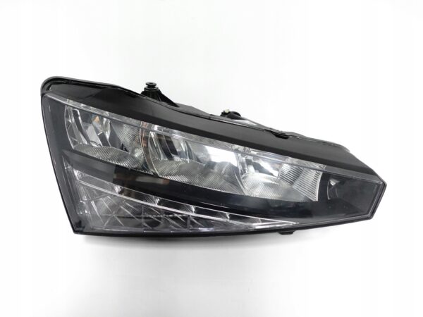 SKODA SCALA 657 19- LAMPA ZWYKŁA H7 + LED PRAWA EU SKODA SCALA 657 19- LAMPA ZWYKŁA H7 + LED PRAWA EU