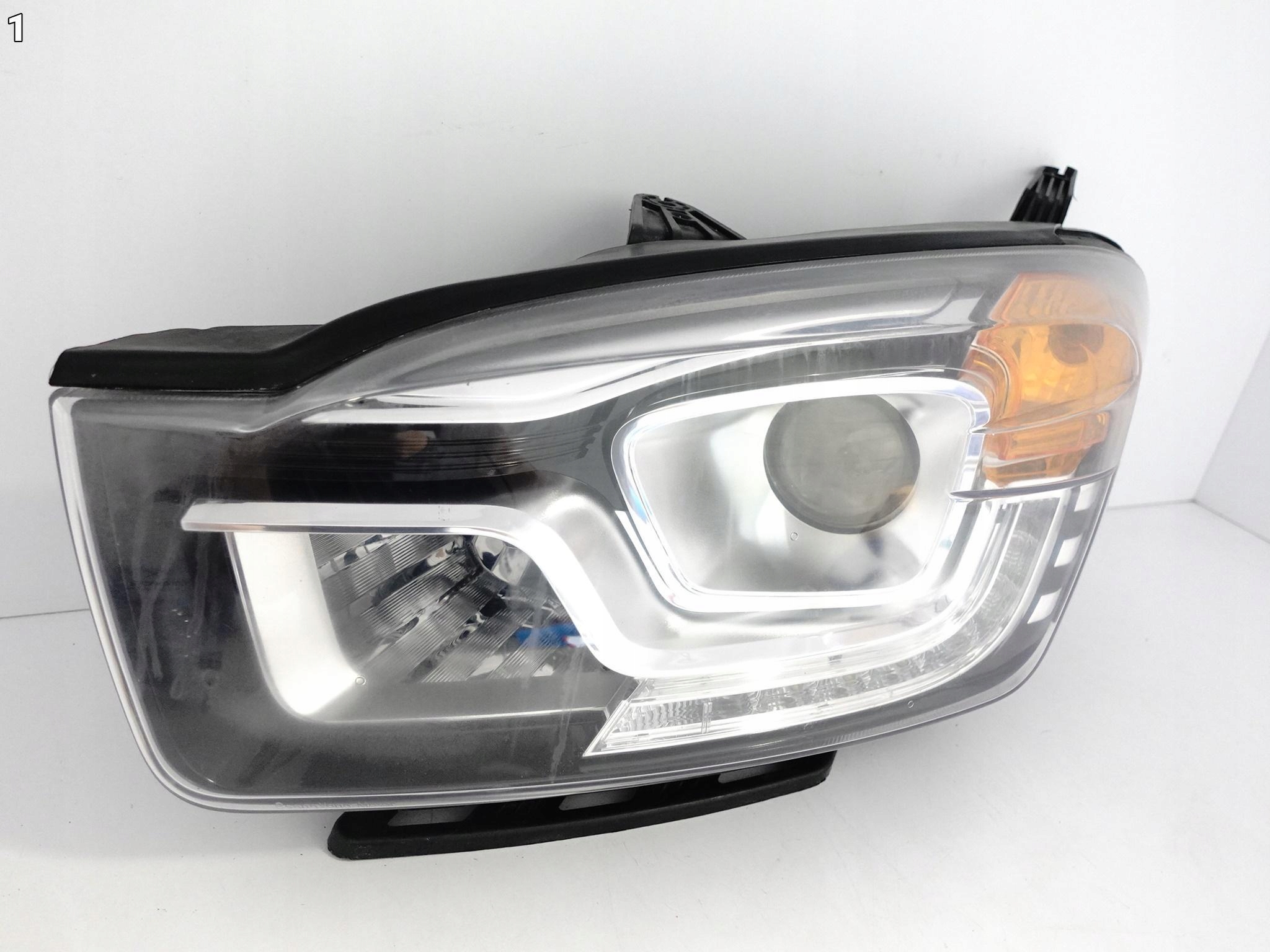 SSANGYONG KORANDO III 3 LIFT 12-17 LAMPA LEWA PRZÓD EU SSANGYONG KORANDO III 3 LIFT 12-17 LAMPA LEWA PRZÓD EU - obrazek 2