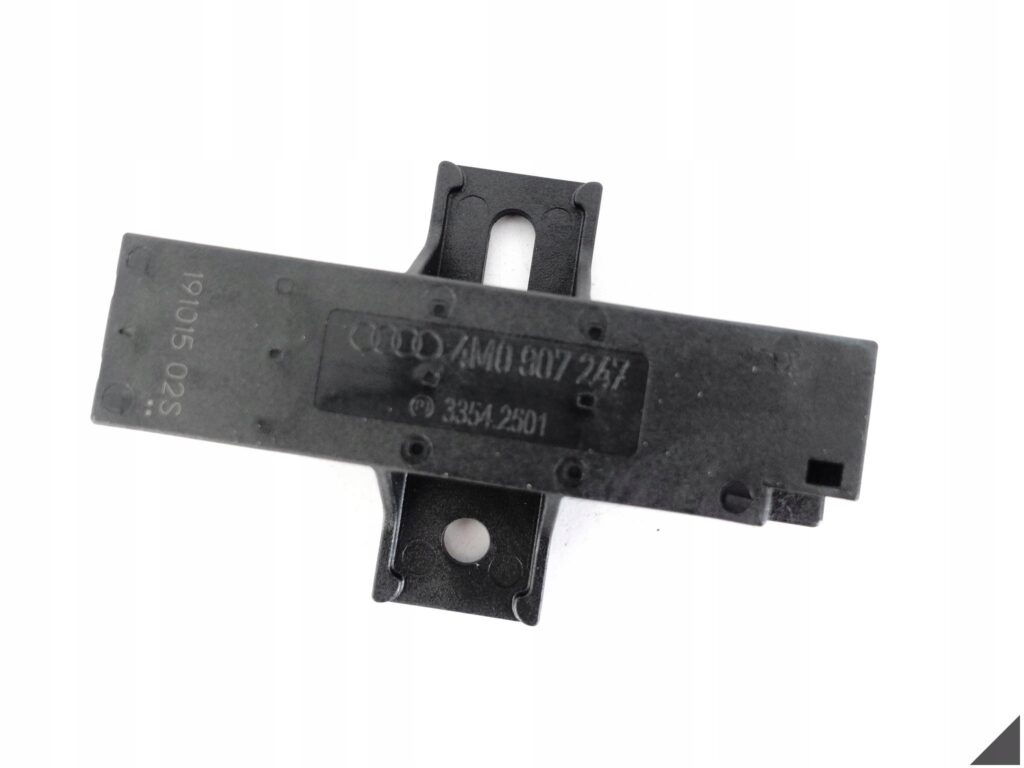 AUDI Q7 4M0 A5 8W6 VW TOUAREG CR7 BENTLEY MODUŁ ANTENA KESSY KEYLESS GO