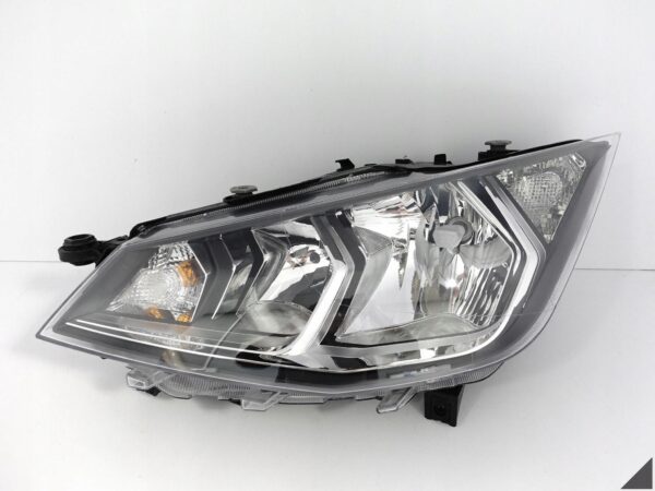 SEAT IBIZA V 5 6F1 ARONA 17- LAMPA ZWYKŁA HALOGEN H7 LEWE PRZÓD EUROPA SEAT IBIZA V 5 6F1 ARONA 17- LAMPA ZWYKŁA HALOGEN H7 LEWE PRZÓD EUROPA