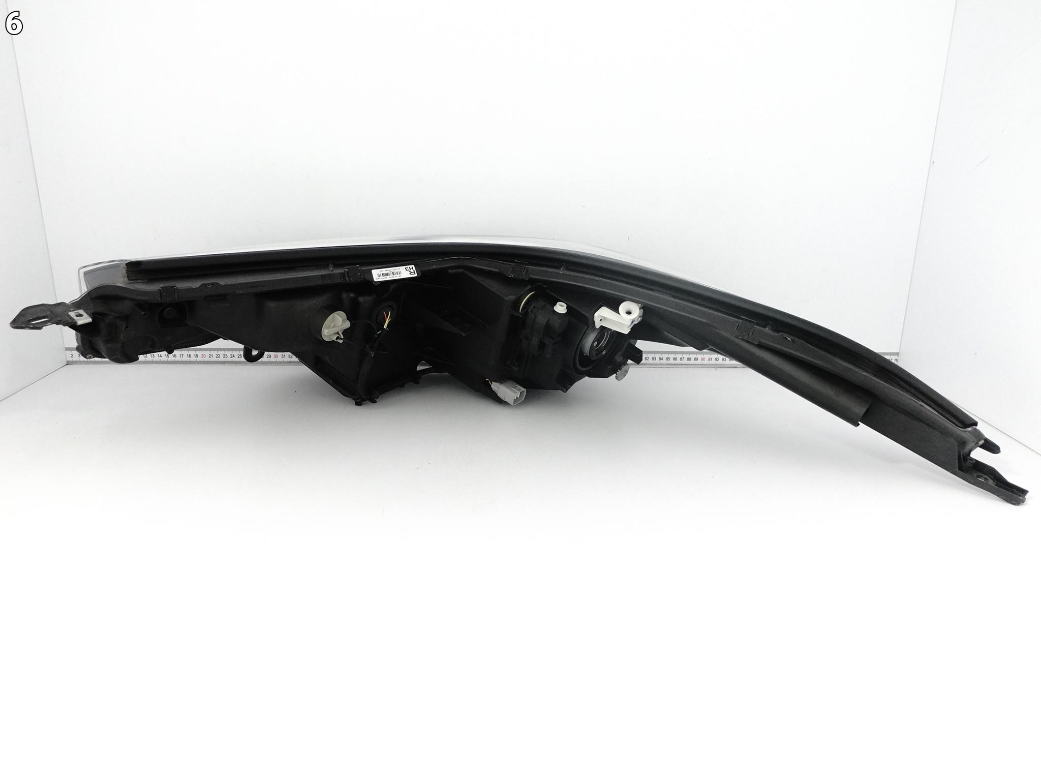 TOYOTA C-HR CHR 16-19 LAMPA PRAWA ZWYKŁA SOCZEWKA + LED EUROPA TOYOTA C-HR CHR 16-19 LAMPA PRAWA ZWYKŁA SOCZEWKA + LED EUROPA - obrazek 7