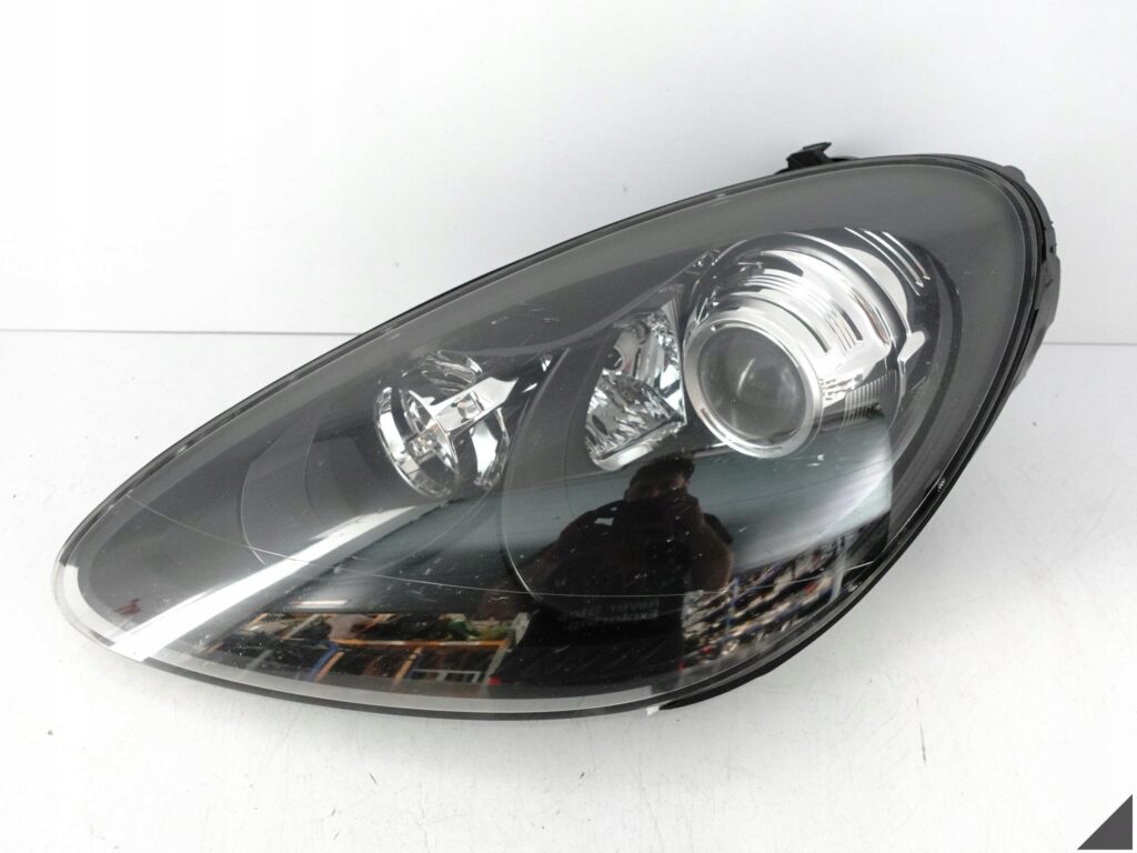 PORSCHE CAYENNE 7P5 10-14 GTS / TURBO XENON LAMPA LEWA PRZÓD EU *BEZ LED*