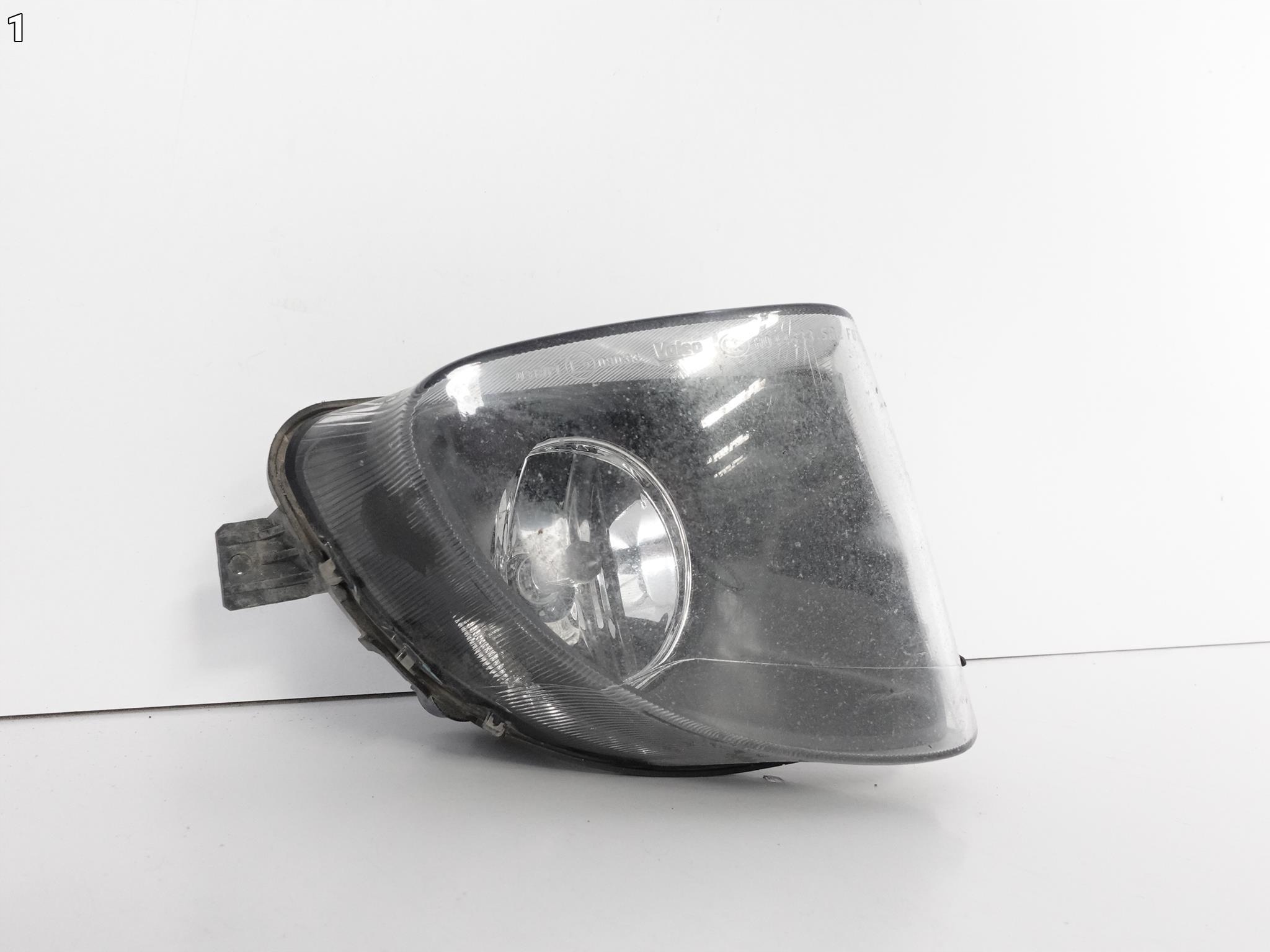 BMW F07 GT HALOGEN W ZDERZAK PRAWY PRZÓD BMW F07 GT HALOGEN W ZDERZAK PRAWY PRZÓD - obrazek 2