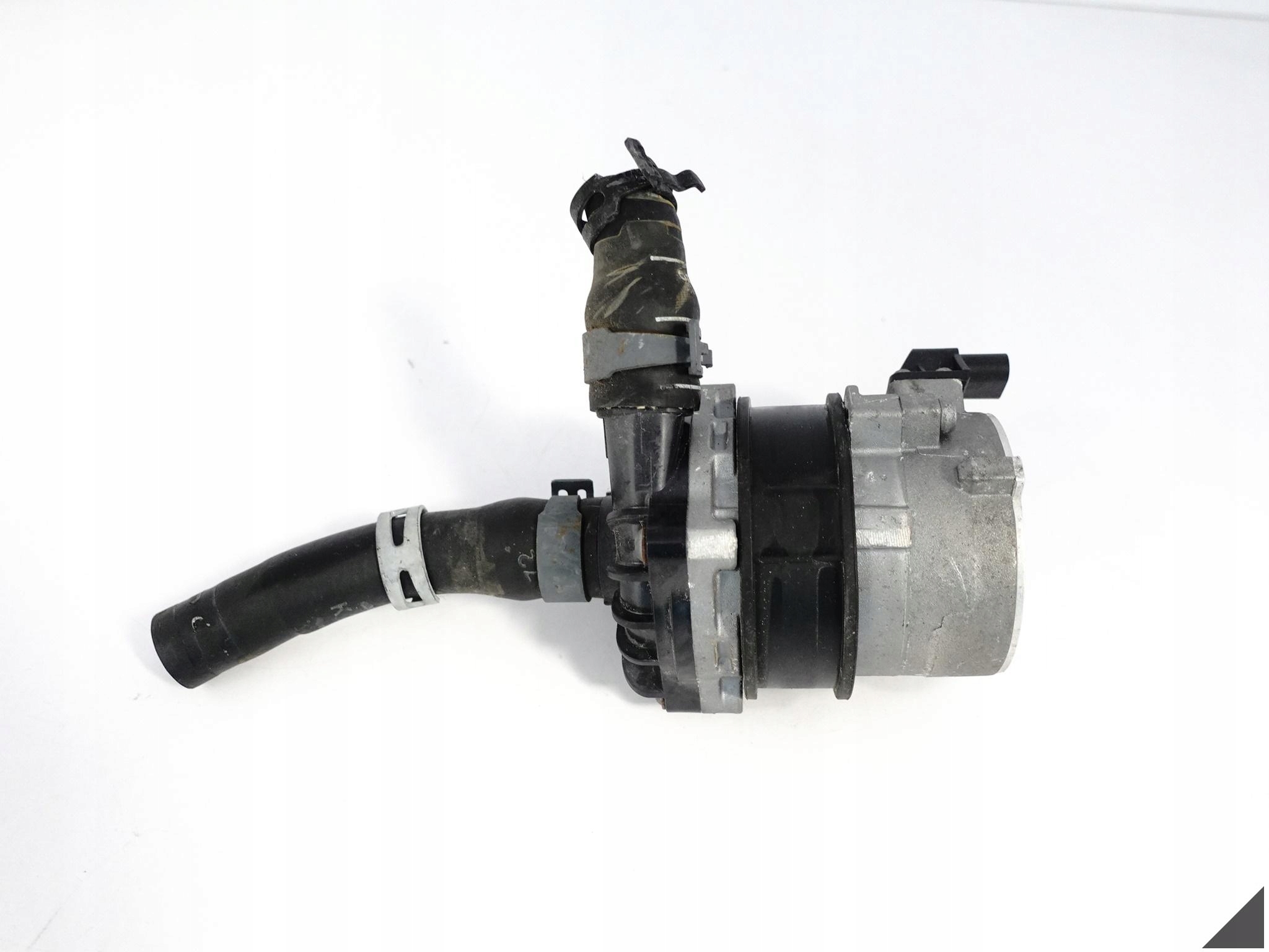 AUDI RS7 4G8 RS6 4G0 C7 LIFT 14-18 POMPA WODY WĄŻ 4.0 TFSI 70 KM 8K0965567A AUDI RS7 4G8 RS6 4G0 C7 LIFT 14-18 POMPA WODY WĄŻ 4.0 TFSI 70 KM 8K0965567A
