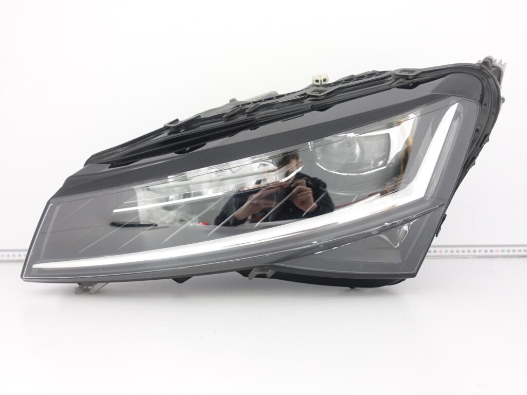 SKODA SUPERB 3V1 LIFT 19-24 FULL LED HIGH LAMPA LEWA PRZÓD EUROPA