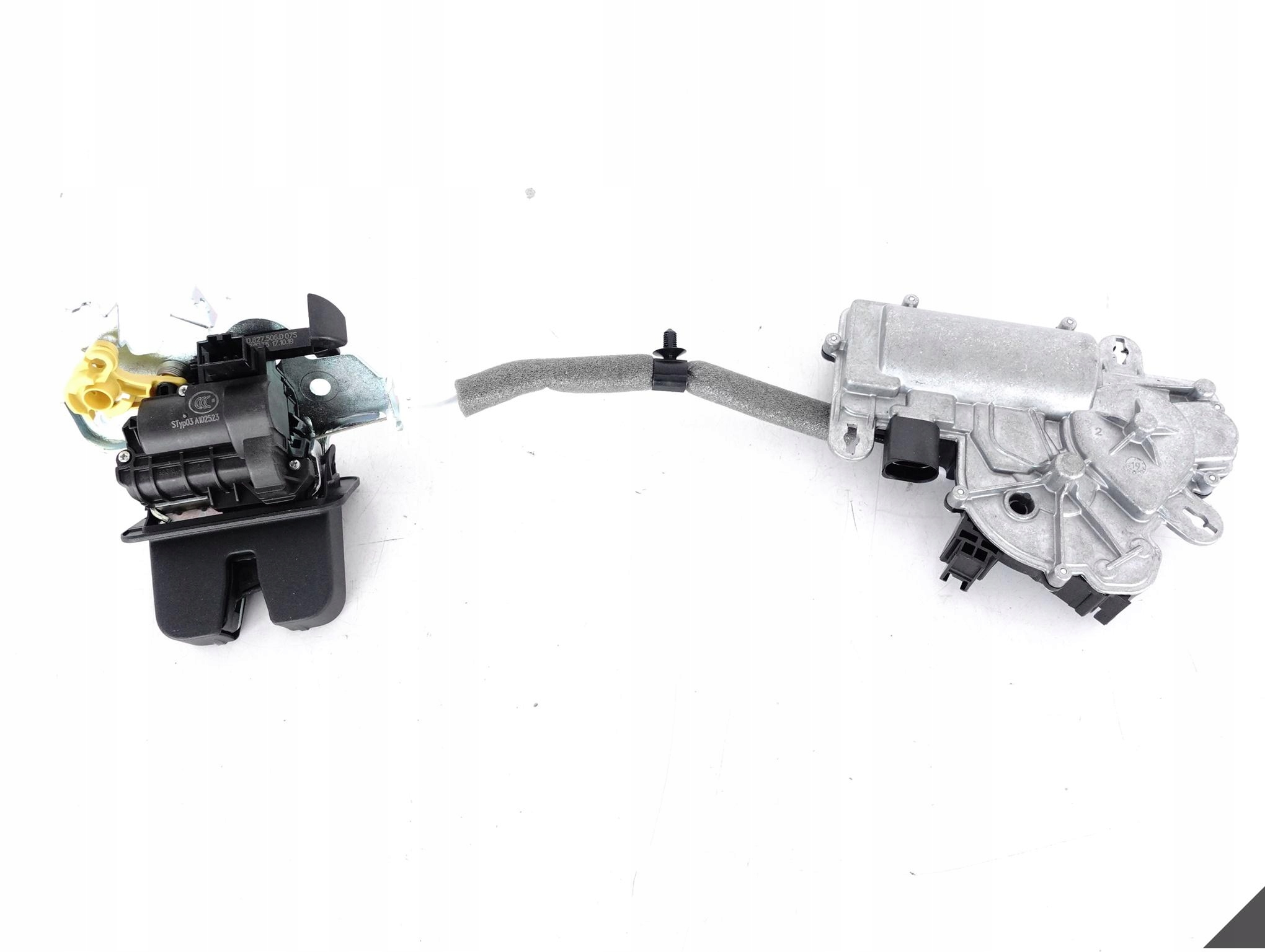 AUDI A5 S5 8W6 SPORTBACK F5 B9 16- ZAMEK DOCIĄG KLAPY BAGAŻNIKA ELEKTRYCZNY AUDI A5 S5 8W6 SPORTBACK F5 B9 16- ZAMEK DOCIĄG KLAPY BAGAŻNIKA ELEKTRYCZNY