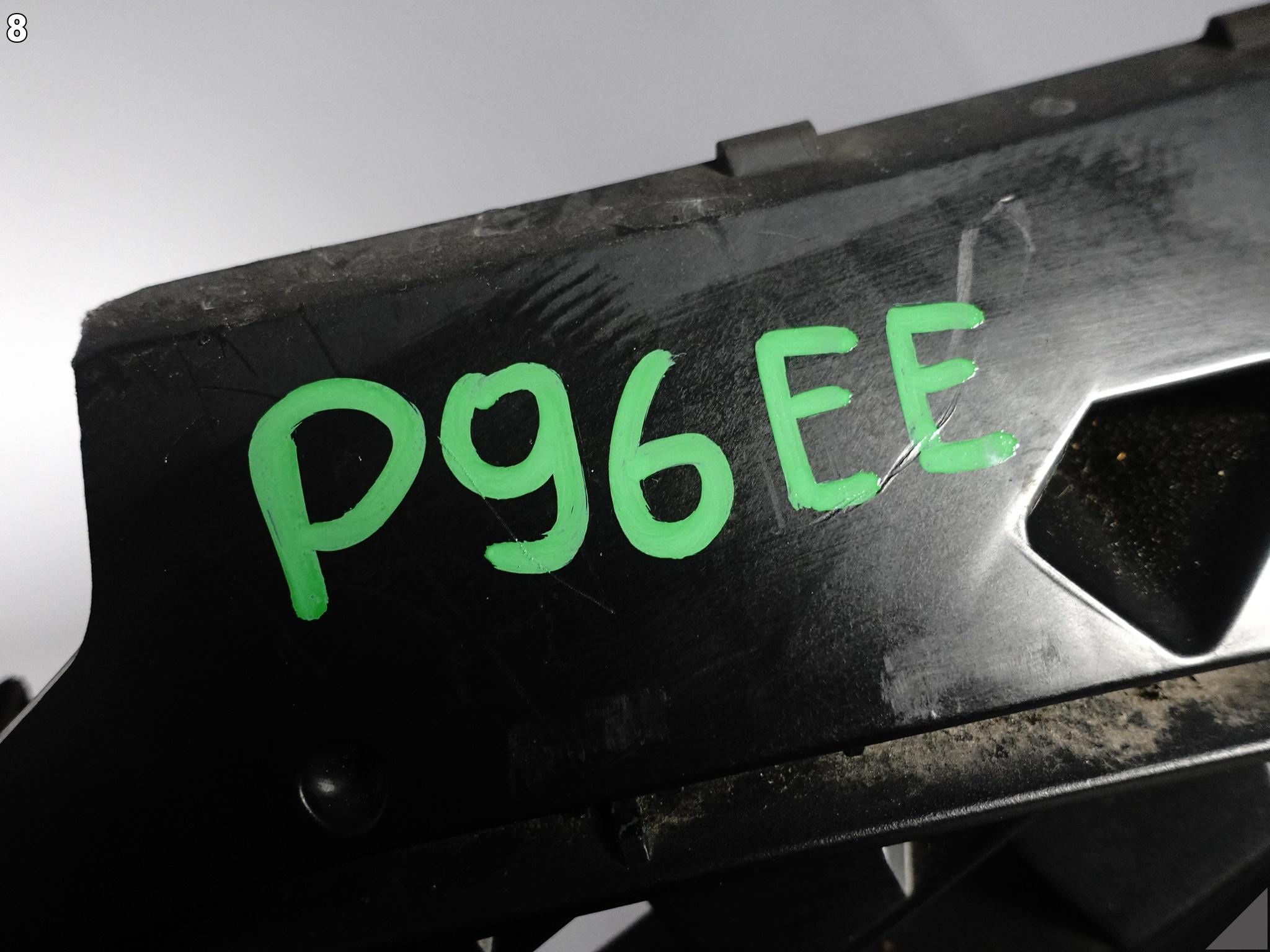 AUDI A1 II 82A GB 18- GRILL ATRAPA W ZDERZAK PRZÓD BEZ PDC EMBLEMAT ZNACZEK AUDI A1 II 82A GB 18- GRILL ATRAPA W ZDERZAK PRZÓD BEZ PDC EMBLEMAT ZNACZEK - obrazek 9