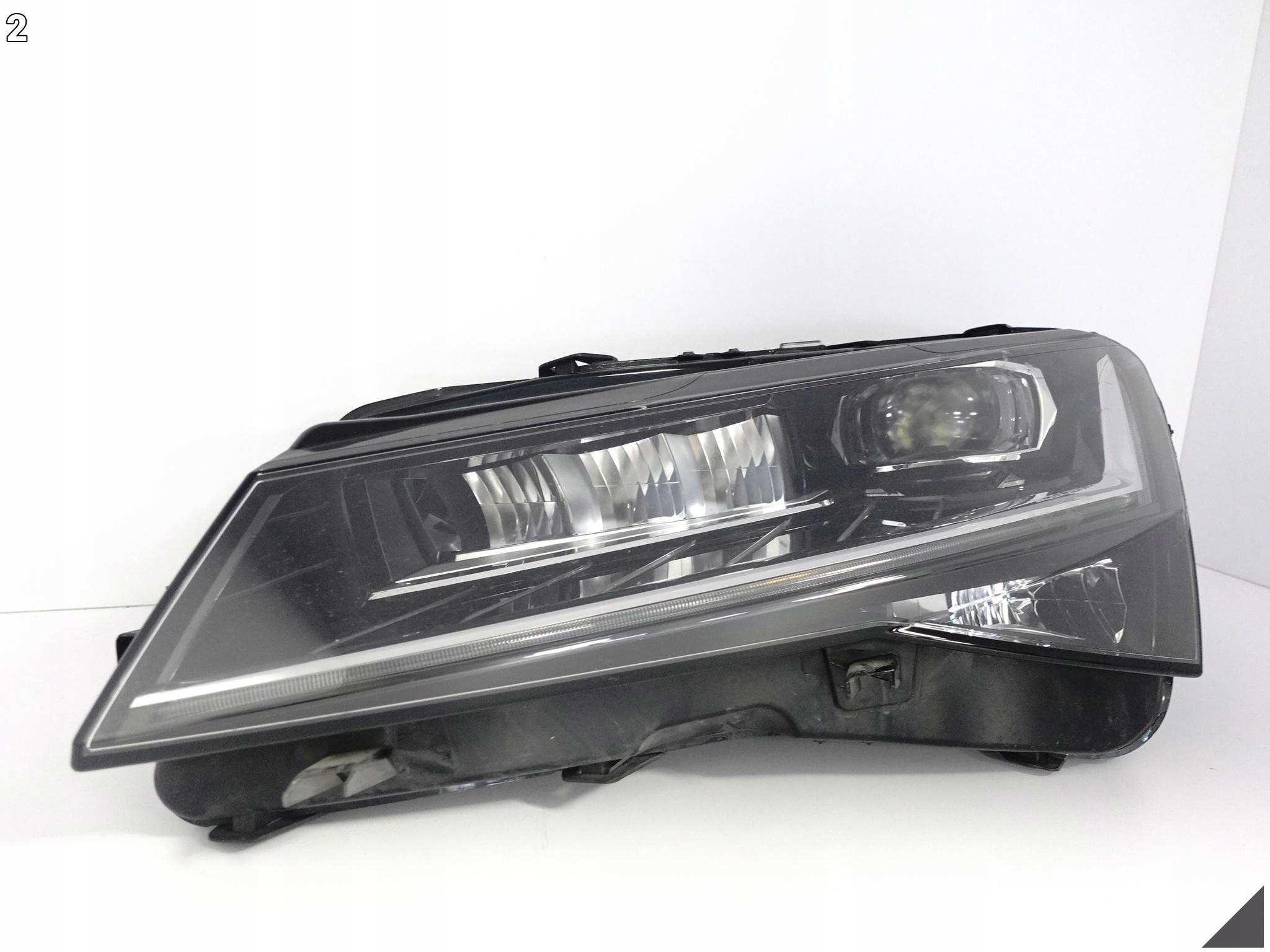 SKODA SUPERB 3V1 LIFT 19- LAMPA FULL LED CRYSTAL LIGHTING HIGH LEWA PRZÓD SKODA SUPERB 3V1 LIFT 19- LAMPA FULL LED CRYSTAL LIGHTING HIGH LEWA PRZÓD - obrazek 3