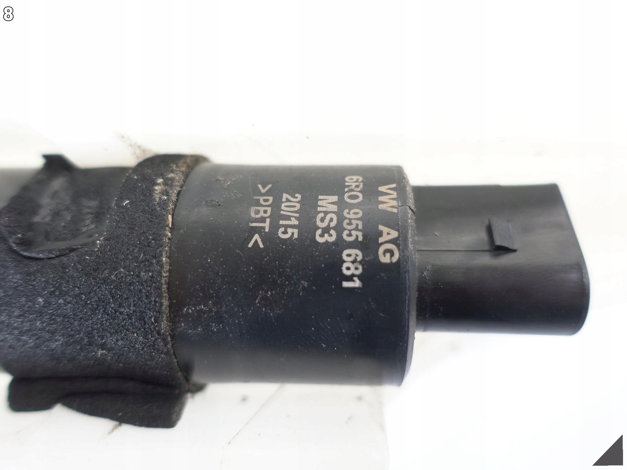 AUDI A7 S7 4G8 A6 S6 4G0 C7 LIFT 10-18 ZBIORNICZEK SPRYSKIWACZY AUDI A7 S7 4G8 A6 S6 4G0 C7 LIFT 10-18 ZBIORNICZEK SPRYSKIWACZY - obrazek 9