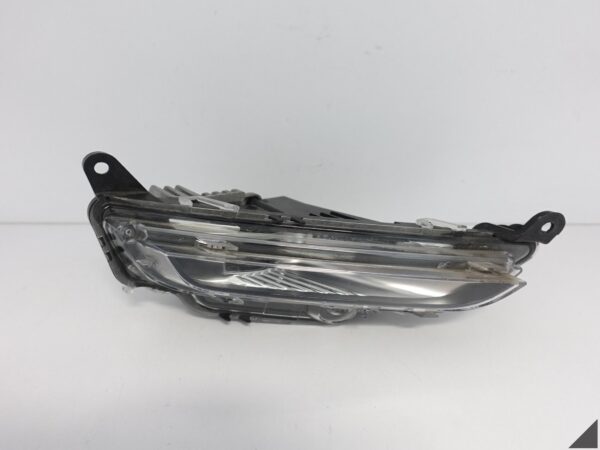 RANGE ROVER EVOQUE 2 L551 18- LAMPA HALOGEN LED PRZECIWMGIELNA PRAWY PRZÓD RANGE ROVER EVOQUE 2 L551 18- LAMPA HALOGEN LED PRZECIWMGIELNA PRAWY PRZÓD