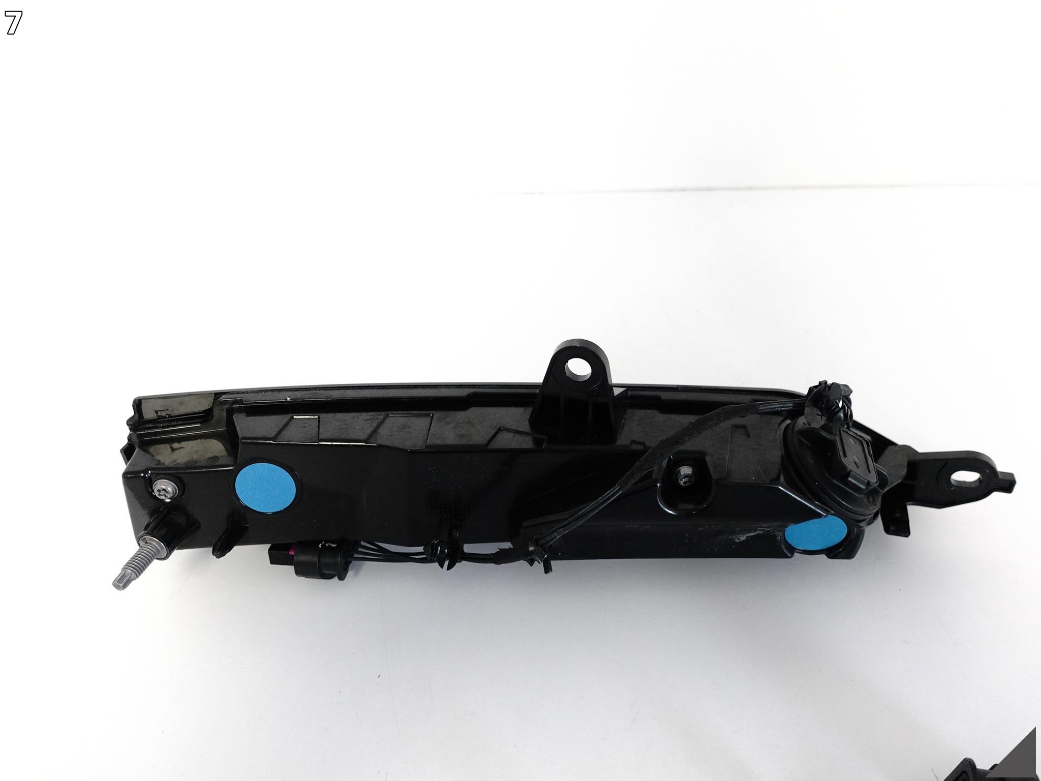 POLESTAR II 2 20- LAMPA LED W KLAPĘ POKRYWĘ BAGAŻNIKA LEWA TYŁ EUROPA POLESTAR II 2 20- LAMPA LED W KLAPĘ POKRYWĘ BAGAŻNIKA LEWA TYŁ EUROPA - obrazek 8