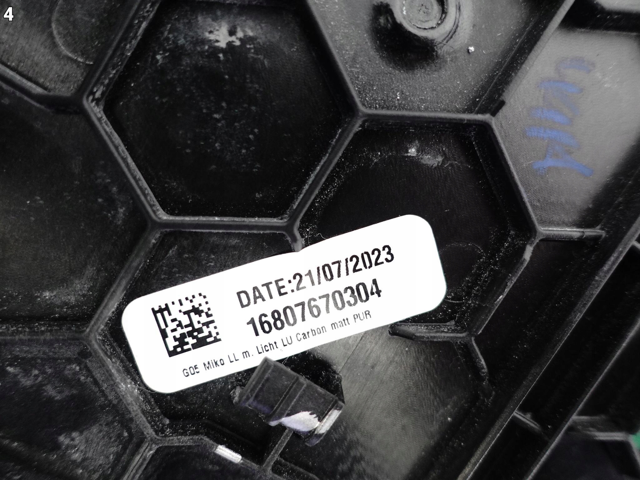 BMW X5 G05 LCI LIFT M-PAKIET CARBON OSŁONA PANEL DEKOR POPIELNICZKI TUNELU BMW X5 G05 LCI LIFT M-PAKIET CARBON OSŁONA PANEL DEKOR POPIELNICZKI TUNELU - obrazek 5