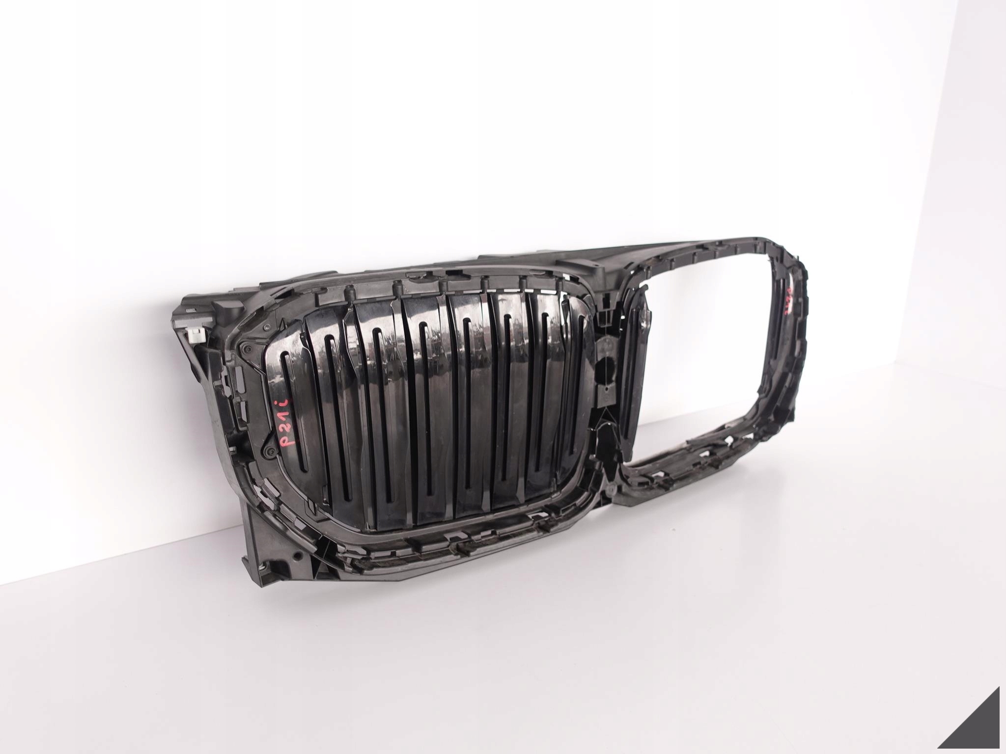 BMW X5 G05 SILNICZEK+GRILL ŻALUZJA ROLETA BMW X5 G05 SILNICZEK+GRILL ŻALUZJA ROLETA - obrazek 2