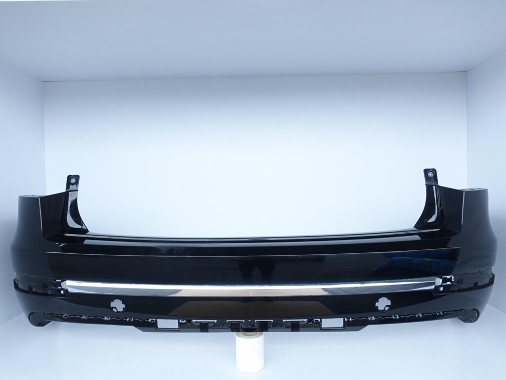 BENTLEY BENTAYGA 36A BY636 15-20 ZDERZAK LISTWA CHROM TYŁ *PDC*