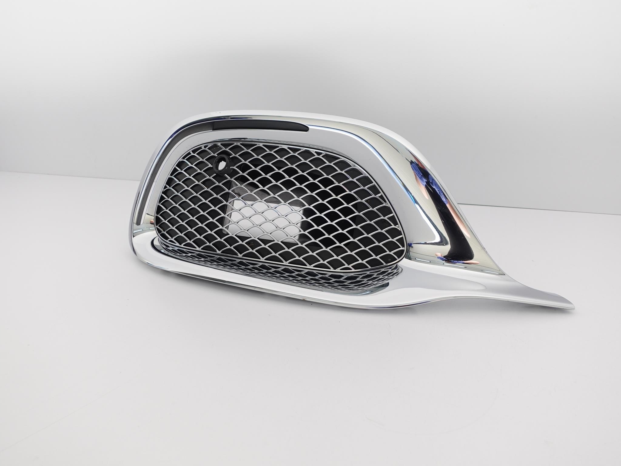 MERCEDES S W223 MAYBACH 20- KRATKA ATRAPA PRAWA MERCEDES S W223 MAYBACH 20- KRATKA ATRAPA PRAWA - obrazek 3
