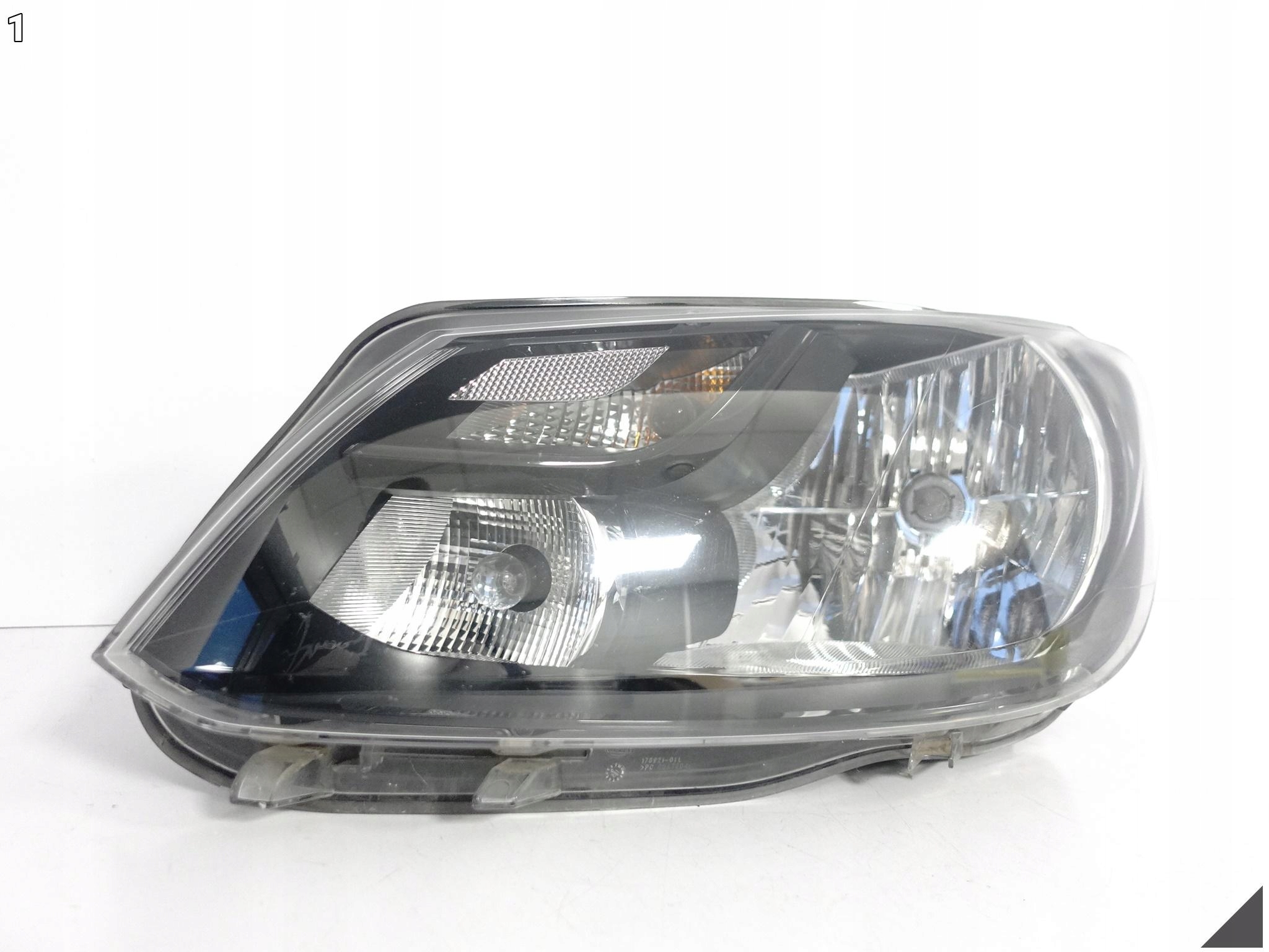 VW CADDY 2K5 2K1 LIFT 10-15 LAMPA HALOGEN ZWYKŁA H4 LEWA PRZÓD EUROPA VW CADDY 2K5 2K1 LIFT 10-15 LAMPA HALOGEN ZWYKŁA H4 LEWA PRZÓD EUROPA - obrazek 2