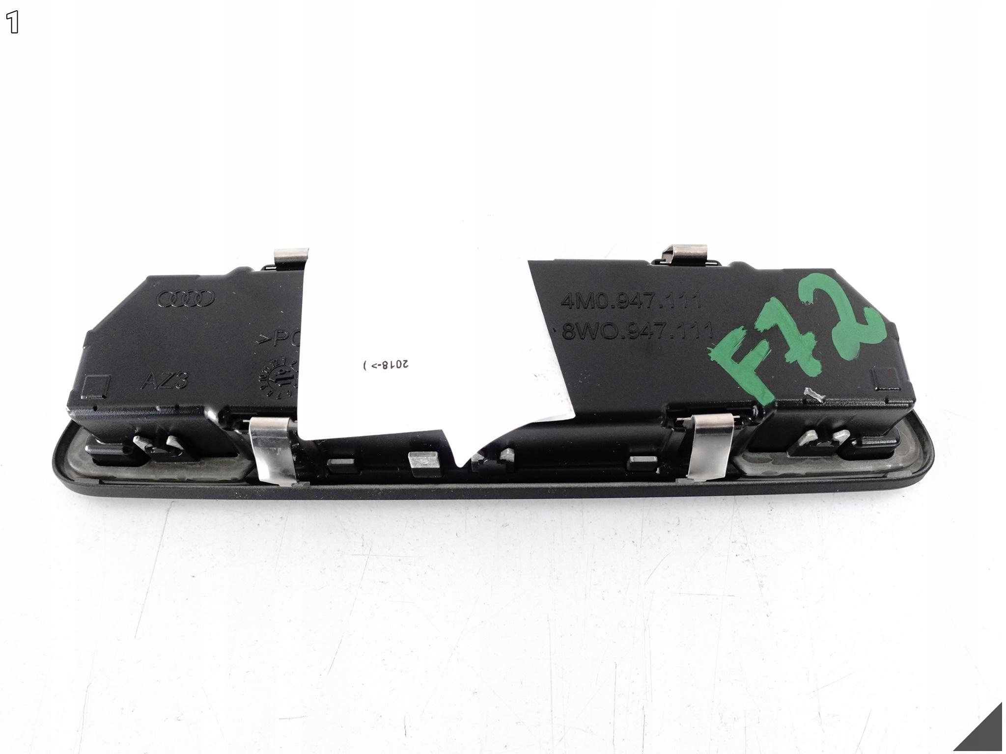 AUDI A5 S5 8W6 8W8 F5 A4 8W0 B9 OŚWIETLENIE WEWNĘTRZNE LED TYŁ 8W0947111 AUDI A5 S5 8W6 8W8 F5 A4 8W0 B9 OŚWIETLENIE WEWNĘTRZNE LED TYŁ 8W0947111 - obrazek 2