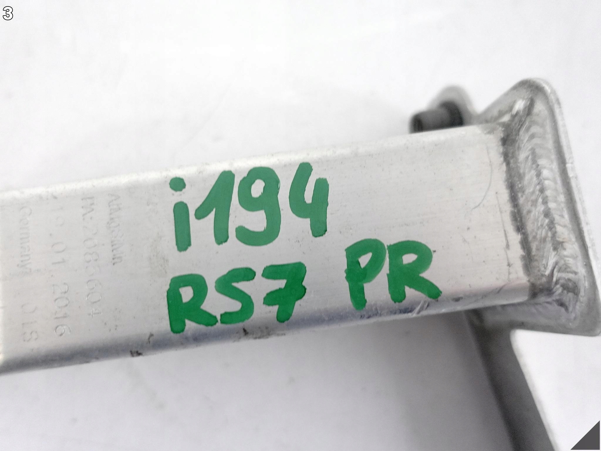 AUDI RS7 S7 A7 4G8 A6 S6 4G0 C7 10-18 WSPORNIK BELKA PASA PRZEDNIEGO PRAWY AUDI RS7 S7 A7 4G8 A6 S6 4G0 C7 10-18 WSPORNIK BELKA PASA PRZEDNIEGO PRAWY - obrazek 4