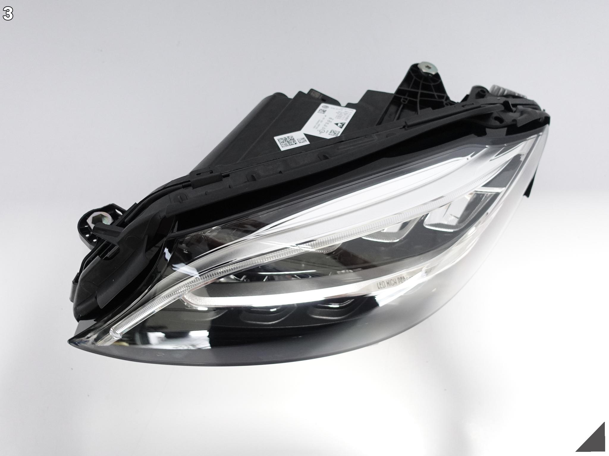 MERCEDES C W205 LIFT 18- FULL LED PERFORMANCE NOWA HELLA LAMPA MERCEDES C W205 LIFT 18- FULL LED PERFORMANCE NOWA HELLA LAMPA - obrazek 4