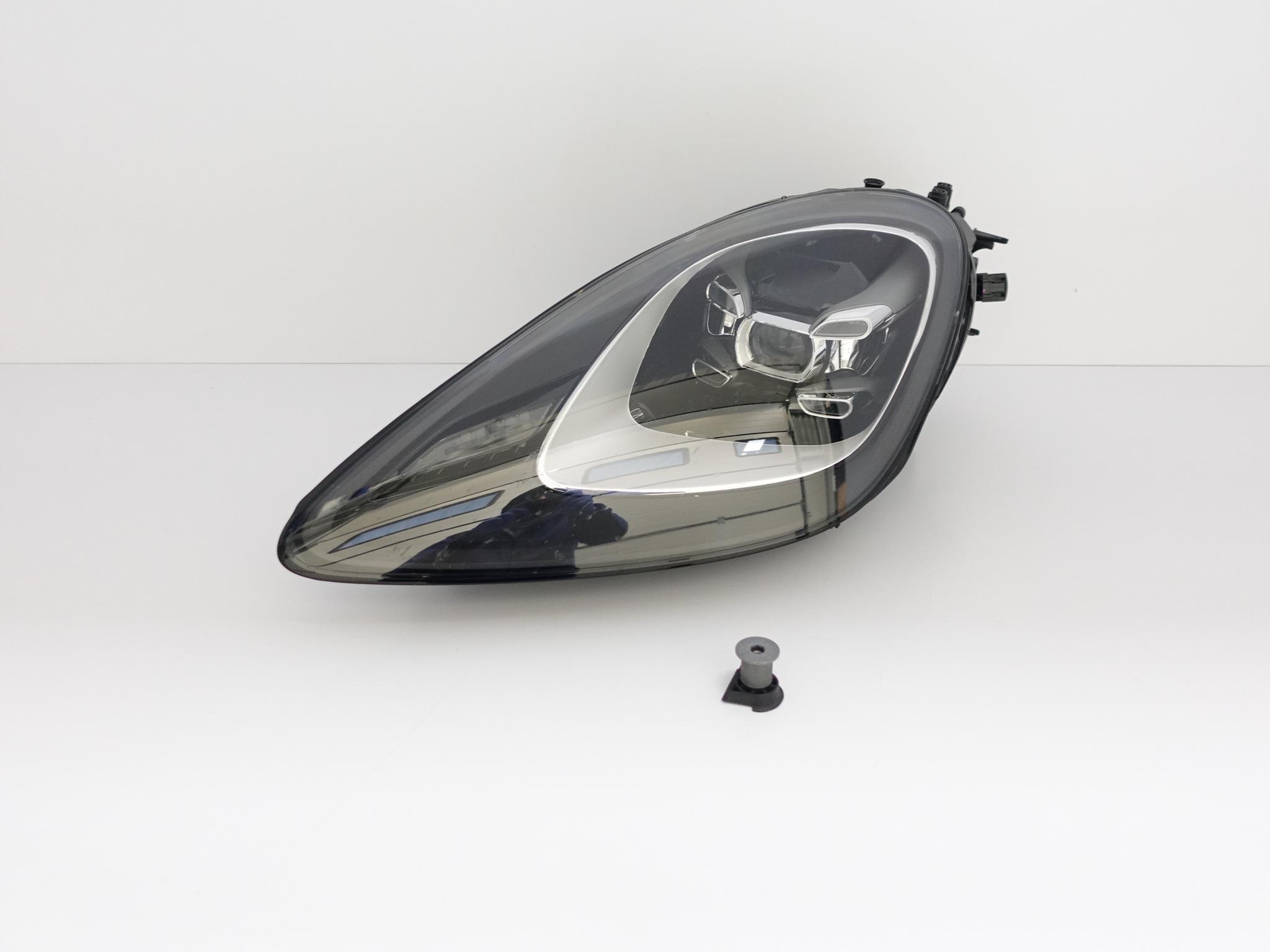 PORSCHE CAYENNE III 9Y0 E3 18- LAMPA LEWA FULL LED PORSCHE CAYENNE III 9Y0 E3 18- LAMPA LEWA FULL LED