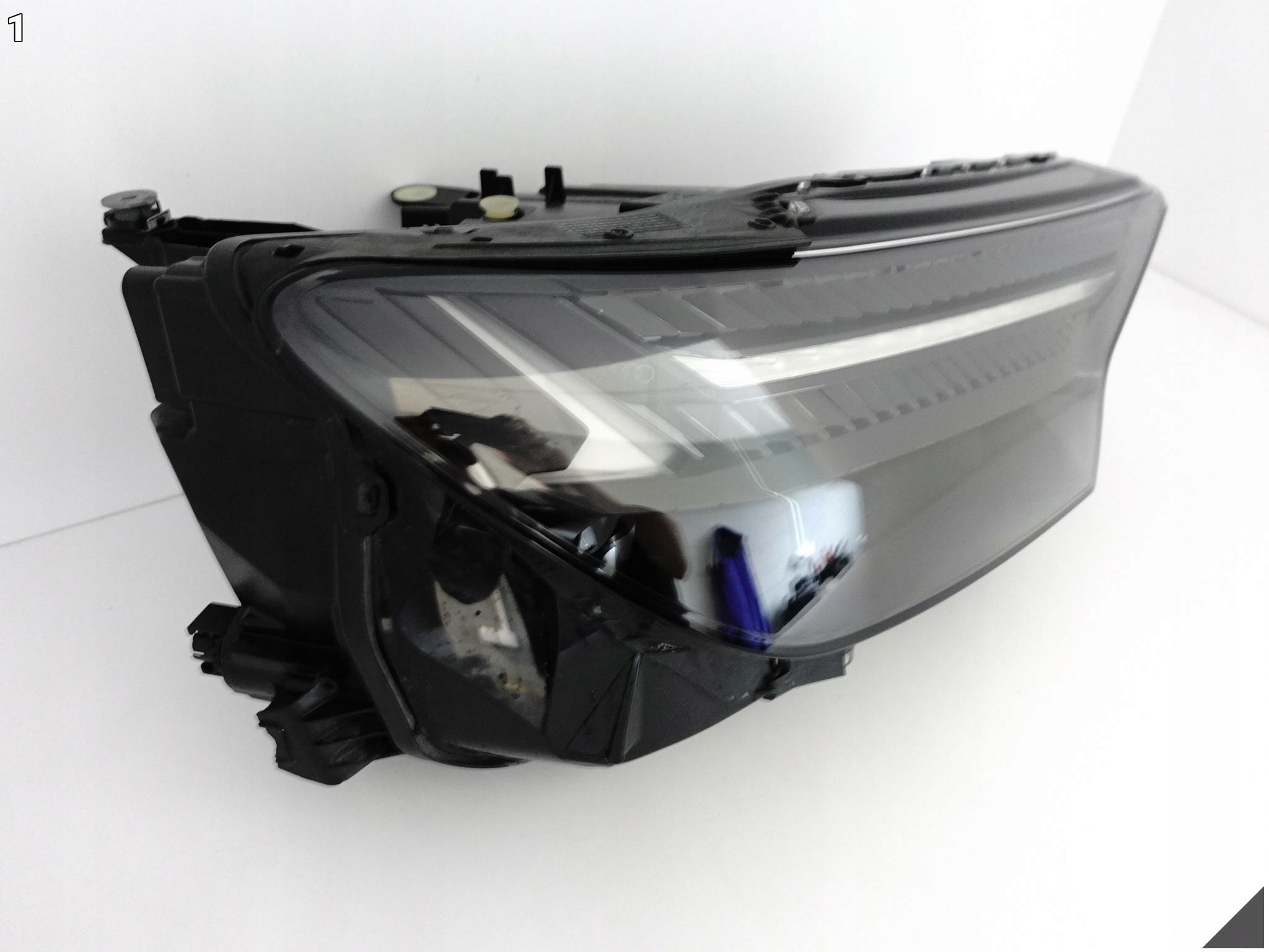 AUDI Q4 E-TRON 89A 21- LAMPA MATRIX HIGH FULL LED PRAWA PRZÓD EUROPA *036D* AUDI Q4 E-TRON 89A 21- LAMPA MATRIX HIGH FULL LED PRAWA PRZÓD EUROPA *036D* - obrazek 2
