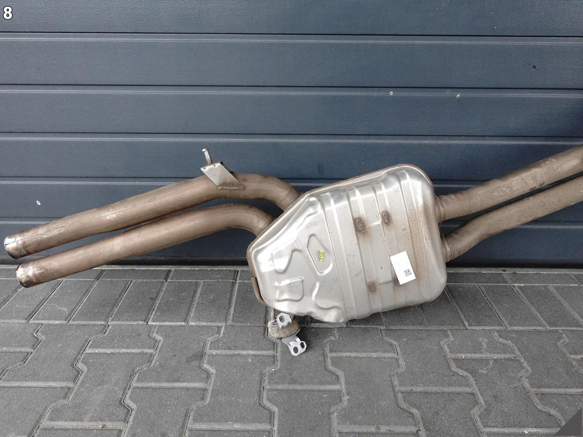 AUDI RS7 4G8 C7 LIFT 15-18 RURA WYDECH TŁUMIK LEWY TYŁ 4.0 TFSI 78 KM AUDI RS7 4G8 C7 LIFT 15-18 RURA WYDECH TŁUMIK LEWY TYŁ 4.0 TFSI 78 KM - obrazek 9