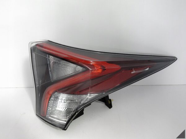 TOYOTA PRIUS IV XW50 HYBRID 15-19 LAMPA LED PRAWA TYŁ EUROPA 81550-47283