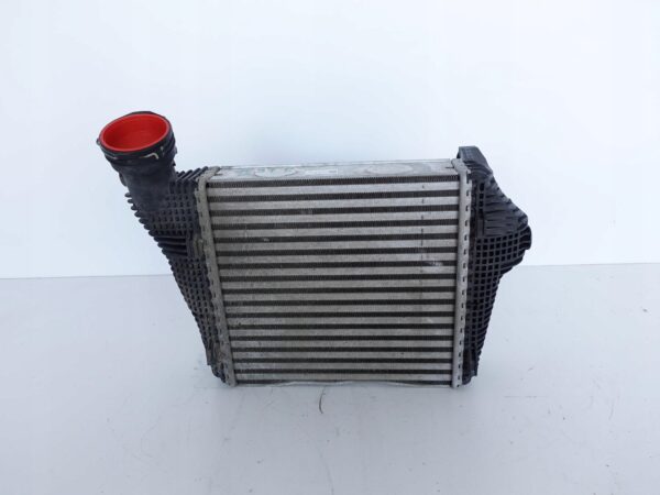 PORSCHE MACAN TURBO GTS 14-18 INTERCOOLER PRAWY PORSCHE MACAN TURBO GTS 14-18 INTERCOOLER PRAWY