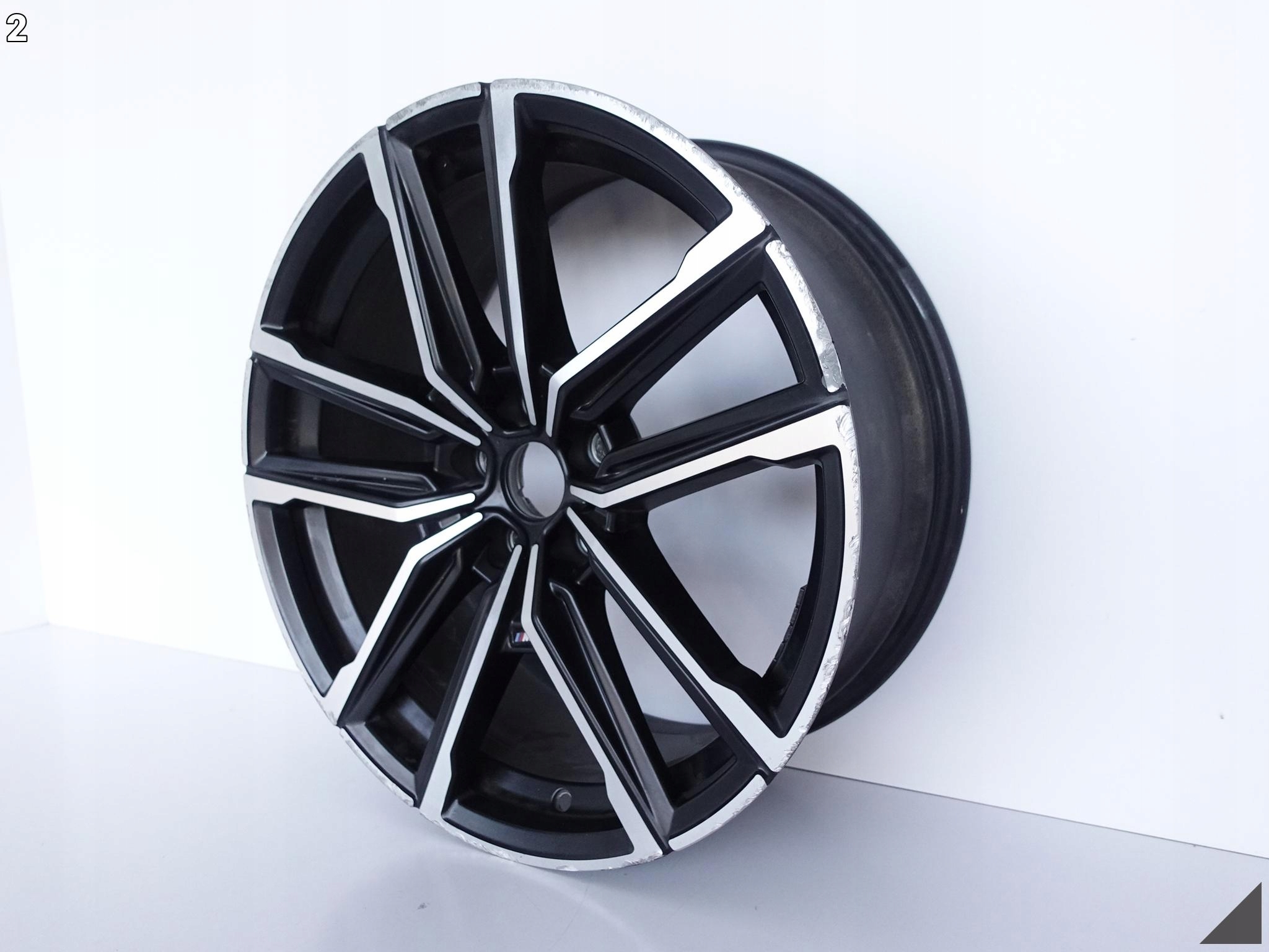 BMW G20 G21 G22 G23 G26 M-PAKIET 8JX19 ET27 FELGA BMW G20 G21 G22 G23 G26 M-PAKIET 8JX19 ET27 FELGA - obrazek 3