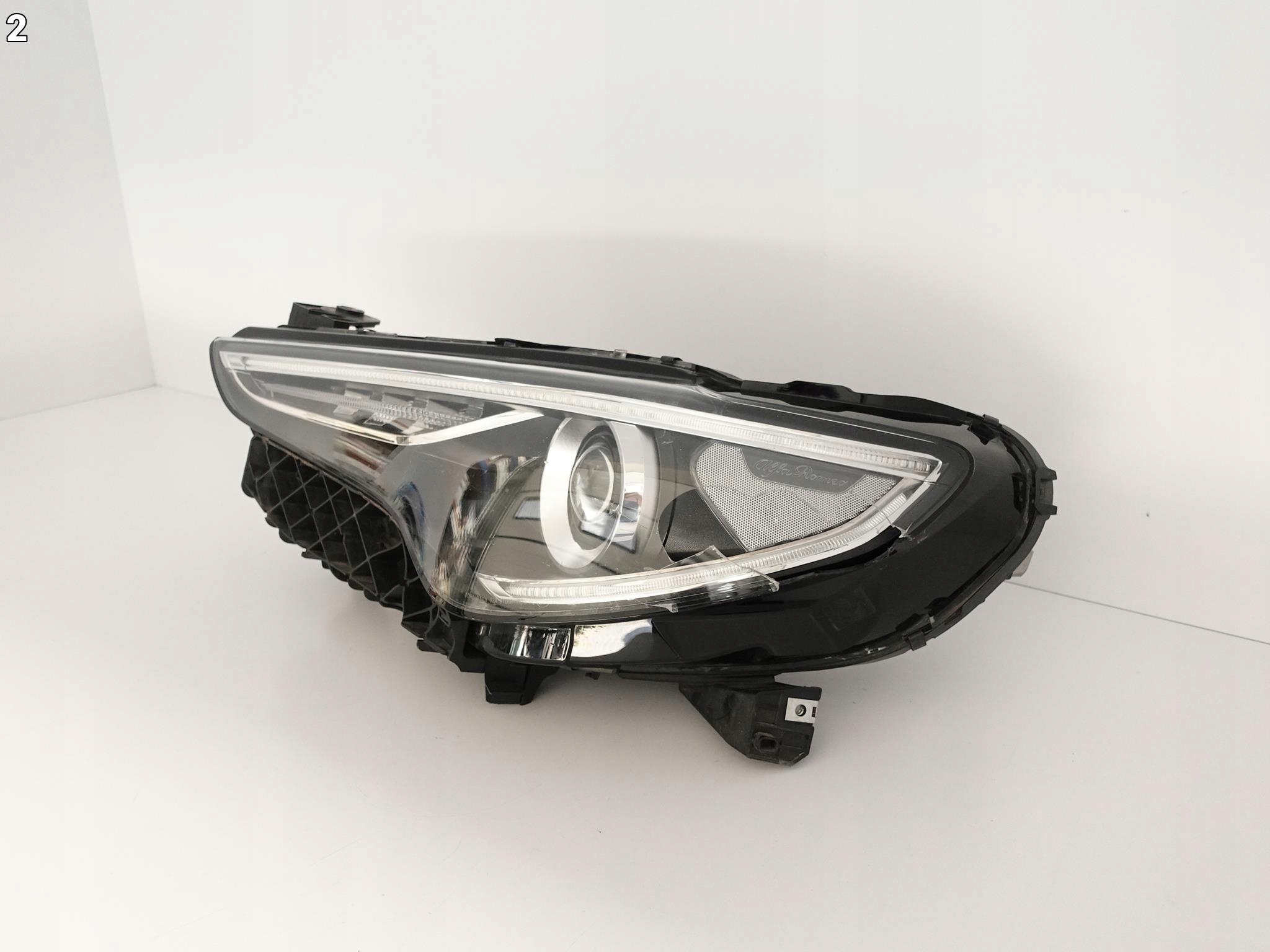 ALFA ROMEO STELVIO 16- XENON+LED LEWA LAMPA EU ALFA ROMEO STELVIO 16- XENON+LED LEWA LAMPA EU - obrazek 3