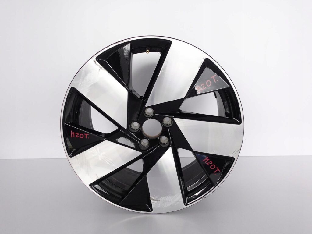 VOLVO XC40 FELGA 9JX20 ET58.5 5X108 VOLVO XC40 FELGA 9JX20 ET58.5 5X108