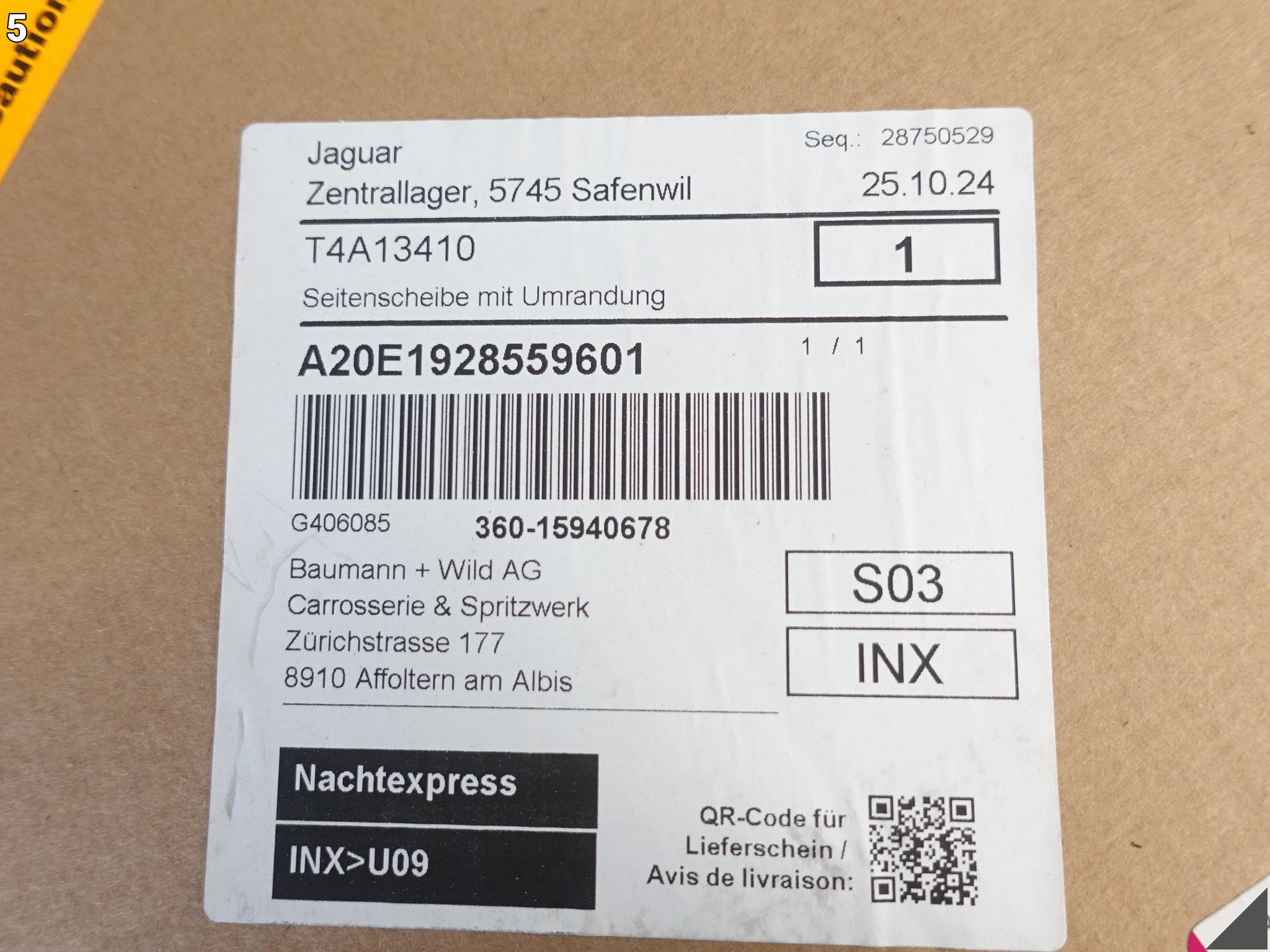 JAGUAR F-PACE X761 16- SZYBA KAROSERYJNA PRZYCIEMNIONA PRAWA TYŁ CHROM JAGUAR F-PACE X761 16- SZYBA KAROSERYJNA PRZYCIEMNIONA PRAWA TYŁ CHROM - obrazek 6