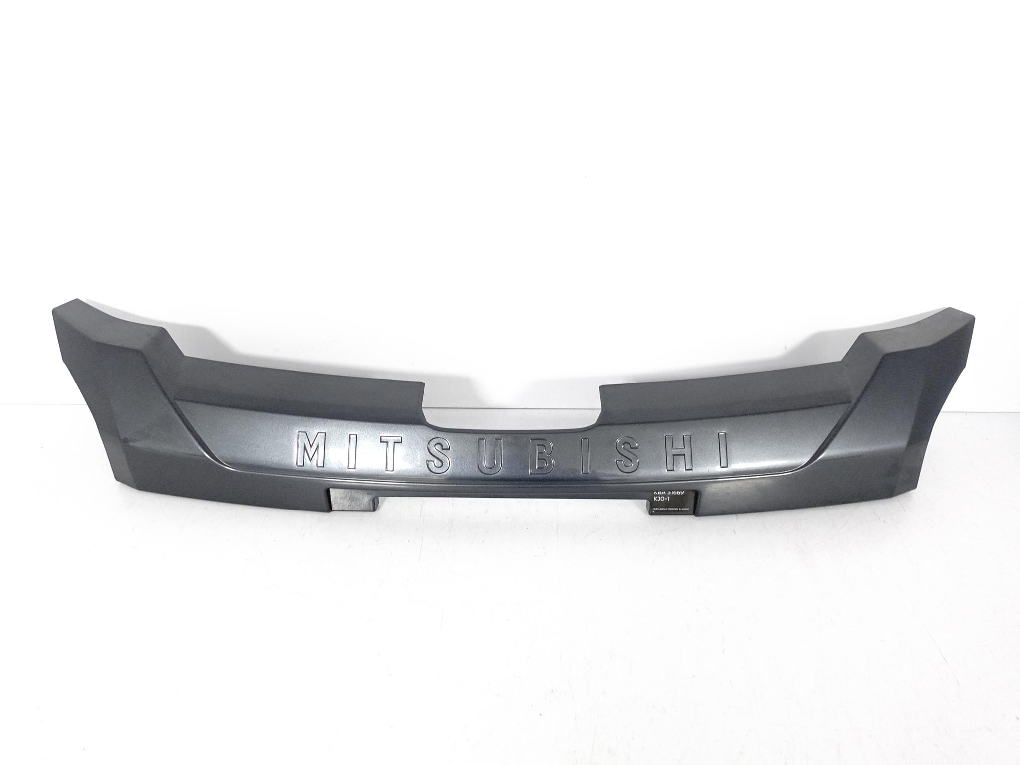MITSUBISHI L200 V 5 LIFT 19-23 ATRAPA BLENDA GRILL LISTWA W ZDERZAK PRZÓD MITSUBISHI L200 V 5 LIFT 19-23 ATRAPA BLENDA GRILL LISTWA W ZDERZAK PRZÓD