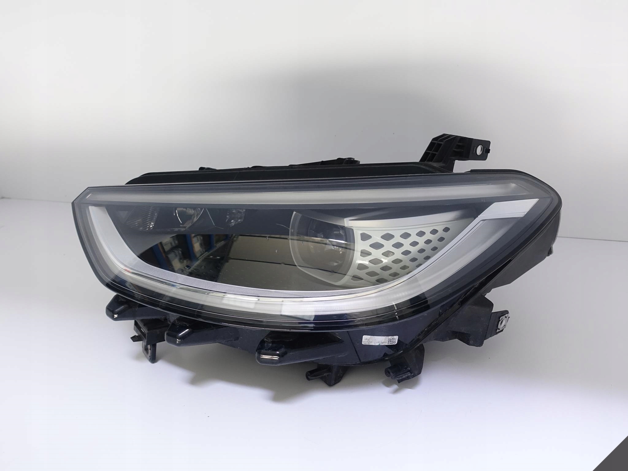 VW ID.3 10B 19- LAMPA IQ.LIGHT FULL LED LEWA EU VW ID.3 10B 19- LAMPA IQ.LIGHT FULL LED LEWA EU - obrazek 3