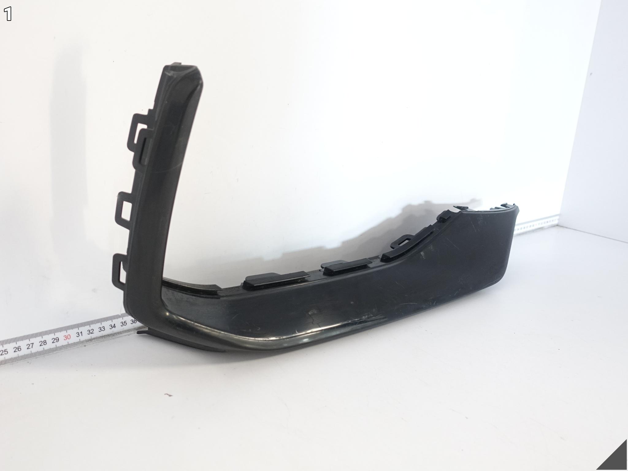 AUDI TTRS TT RS 8S0 LIFT 18-23 LISTWA ATRAPA SPOILER W ZDERZAK PRAWA PRZÓD AUDI TTRS TT RS 8S0 LIFT 18-23 LISTWA ATRAPA SPOILER W ZDERZAK PRAWA PRZÓD - obrazek 2