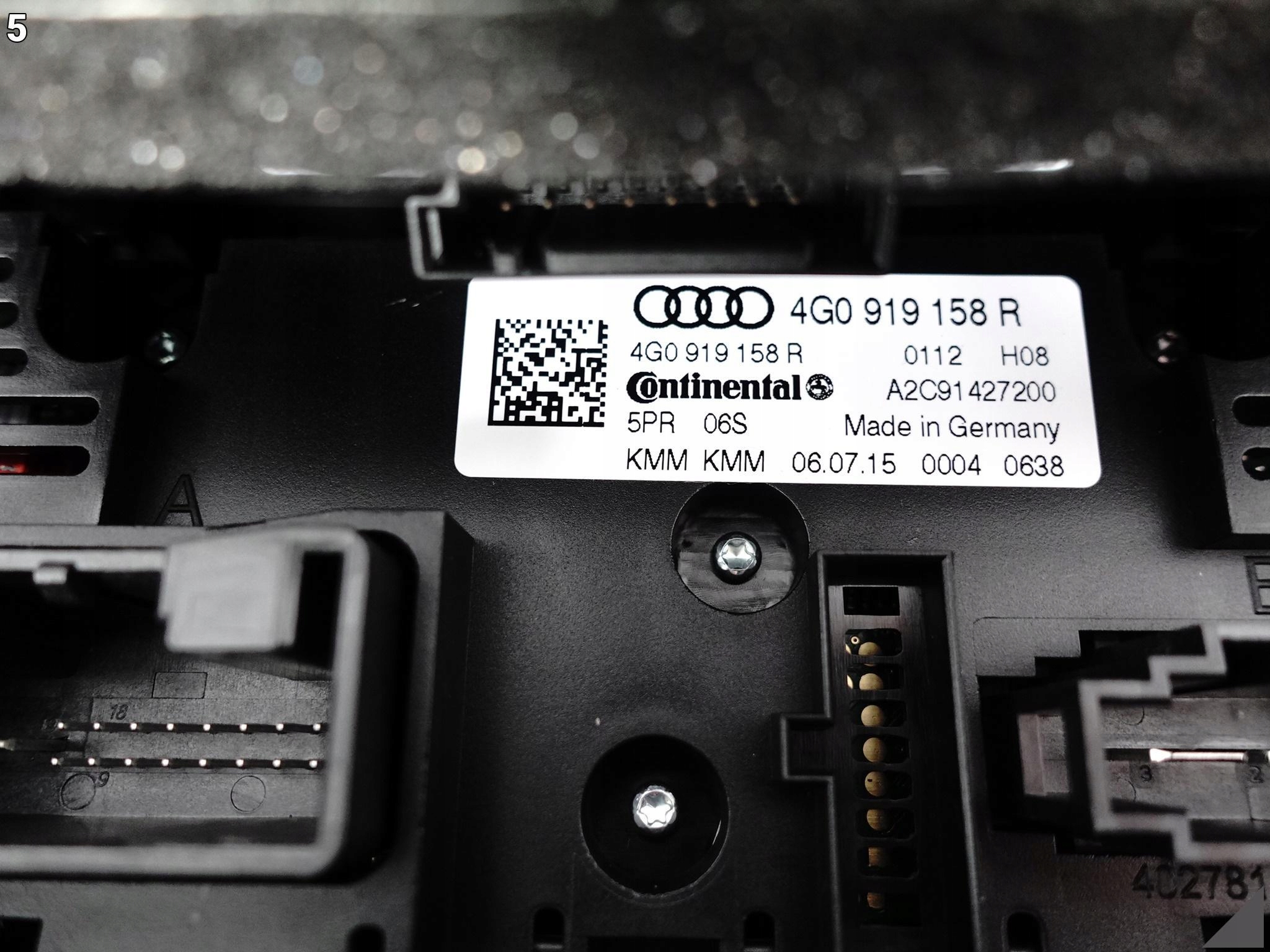 AUDI A6 S6 A7 4G0 4G8 C7 LIFT 14-18 PANEL KLIMATYZACJI TYŁ KRATKA GNIAZDO AUDI A6 S6 A7 4G0 4G8 C7 LIFT 14-18 PANEL KLIMATYZACJI TYŁ KRATKA GNIAZDO - obrazek 6
